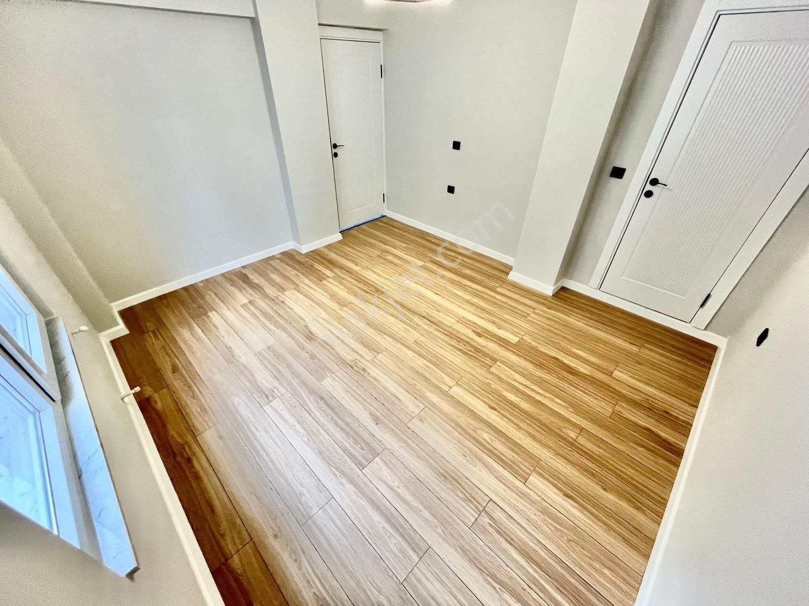 Gümüş'den Akçay'da Ayrı Mutfaklı Ebeveyn Banyolu Lüks 2+1 Daire - Görsel 24