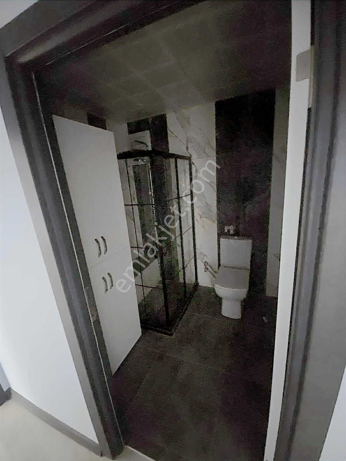 Arslanlar Gruptan 4+1 Teraslı 2 Giyinme Odalı Site Dairesi - Görsel 3