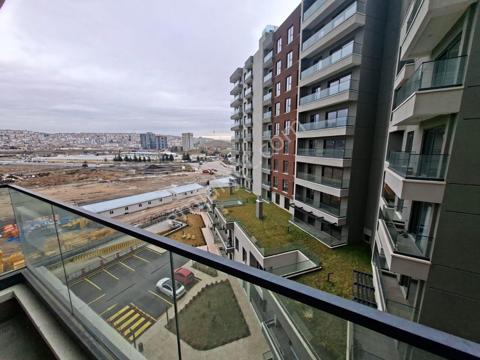 Lüks Site İçerisinde Ferah Ve Aydınlık 2 Oda 1 Salon Daire !!