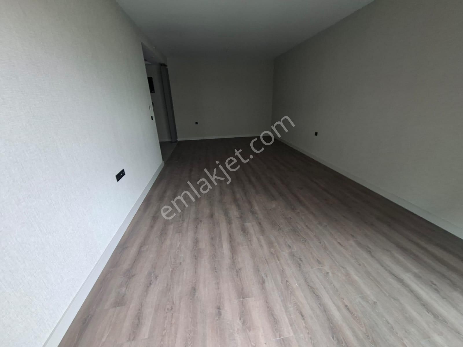 Lüks Site İçerisinde Ferah Ve Aydınlık 2 Oda 1 Salon Daire !! - Görsel 5