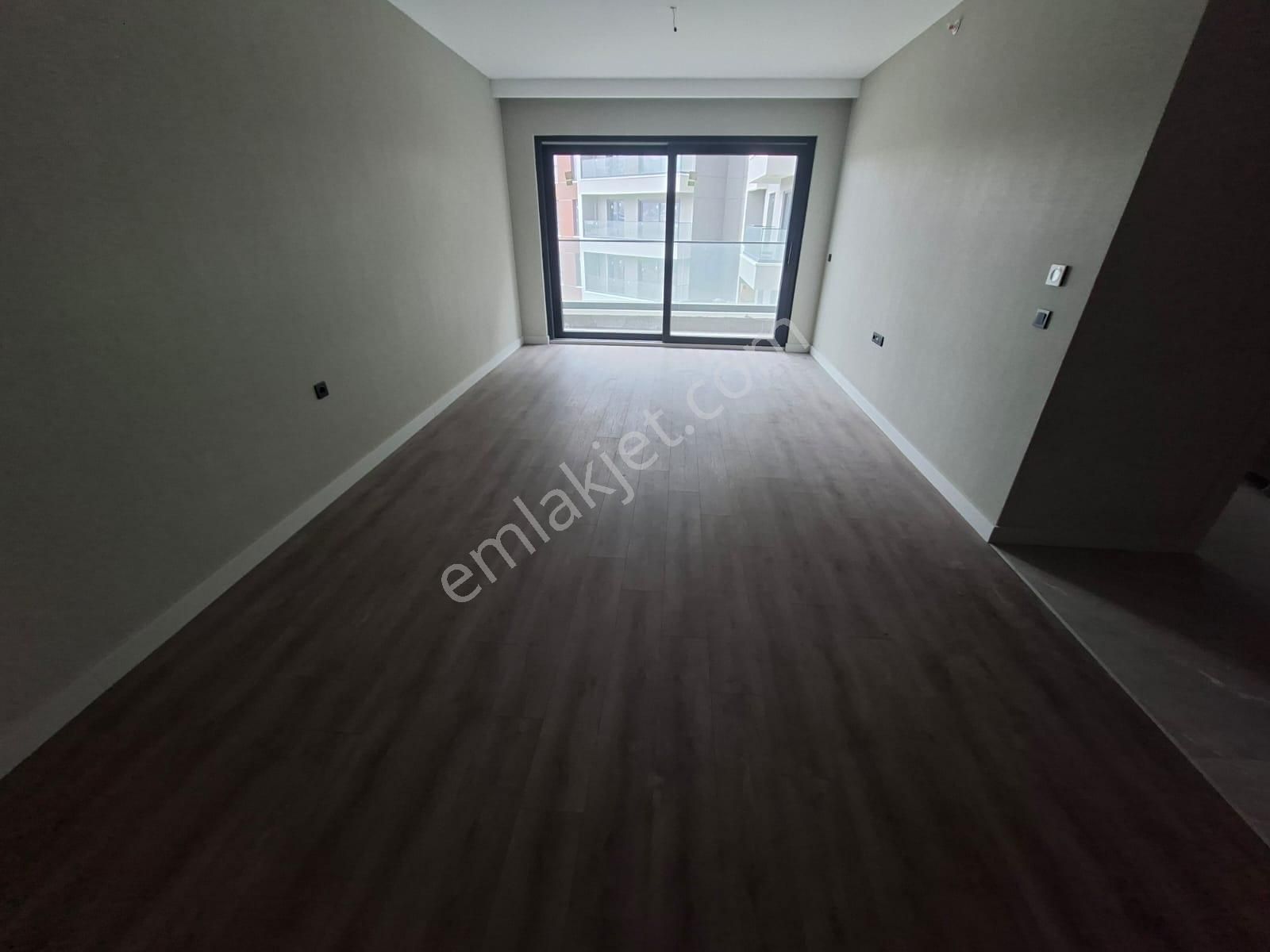 Lüks Site İçerisinde Ferah Ve Aydınlık 2 Oda 1 Salon Daire !! - Görsel 10