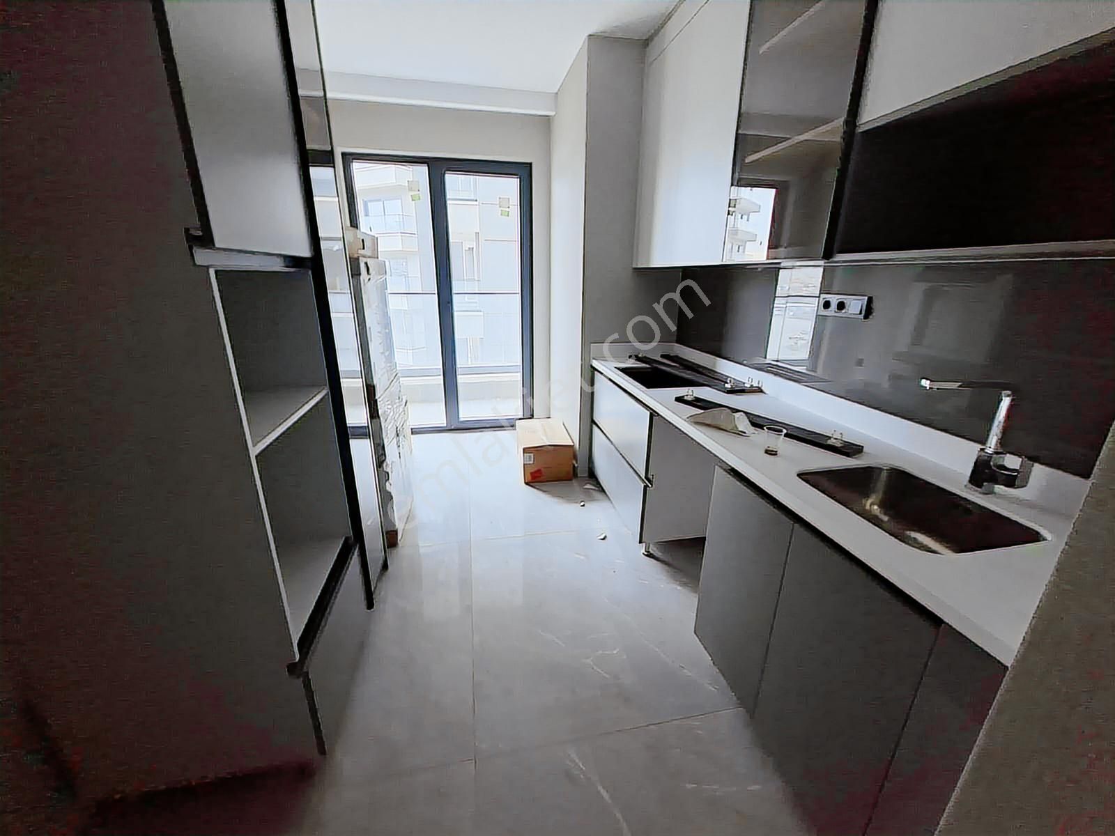 Lüks Site İçerisinde Ferah Ve Aydınlık 2 Oda 1 Salon Daire !! - Görsel 15