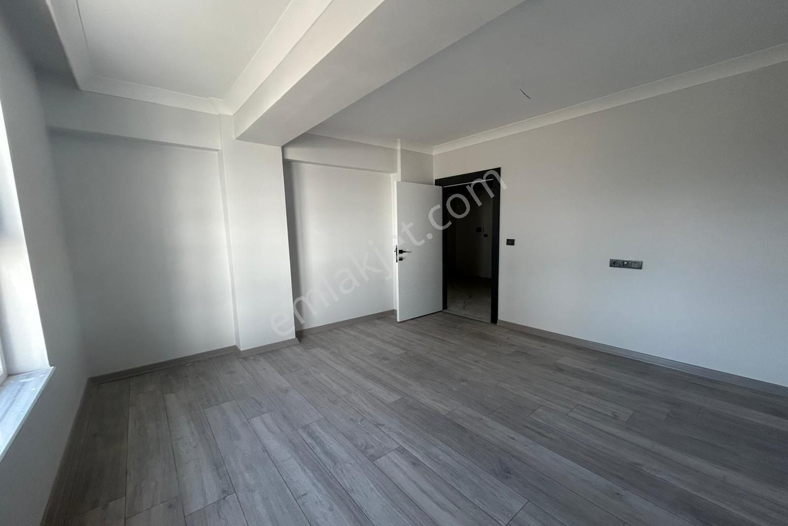 New Kentten 29 Ekim Mah. 3+1 Yerden Isıtmalı Kat Konumunda Daire - Görsel 15