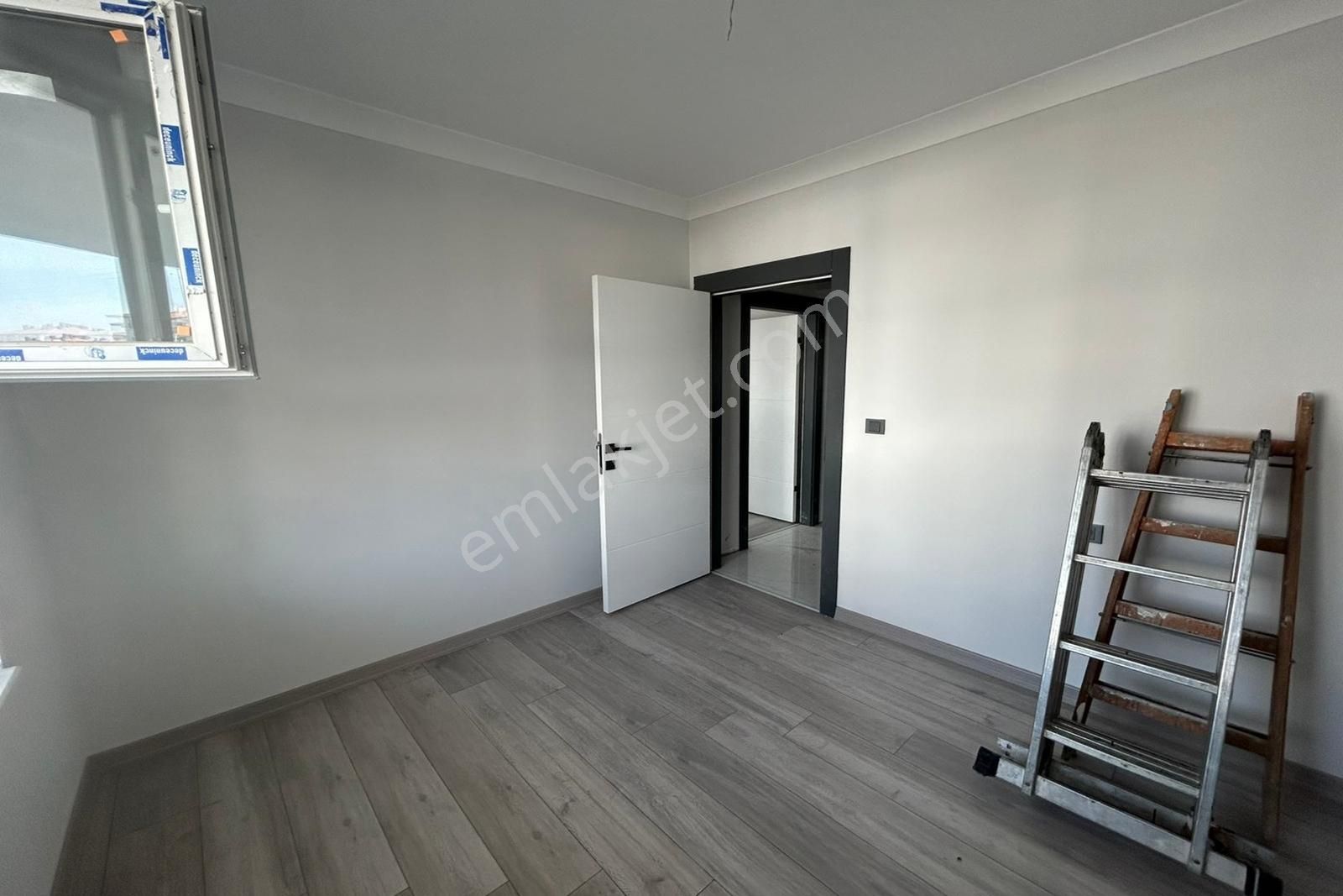 New Kentten 29 Ekim Mah. 3+1 Yerden Isıtmalı Kat Konumunda Daire - Görsel 10
