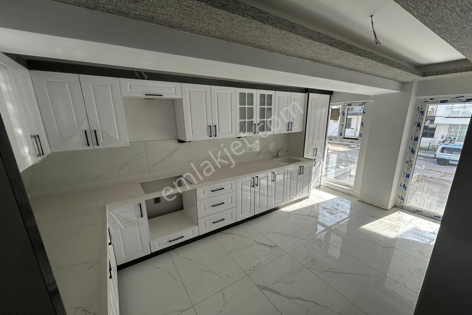 New Kentten 29 Ekim Mah. 3+1 Yerden Isıtmalı Kat Konumunda Daire - Görsel 11