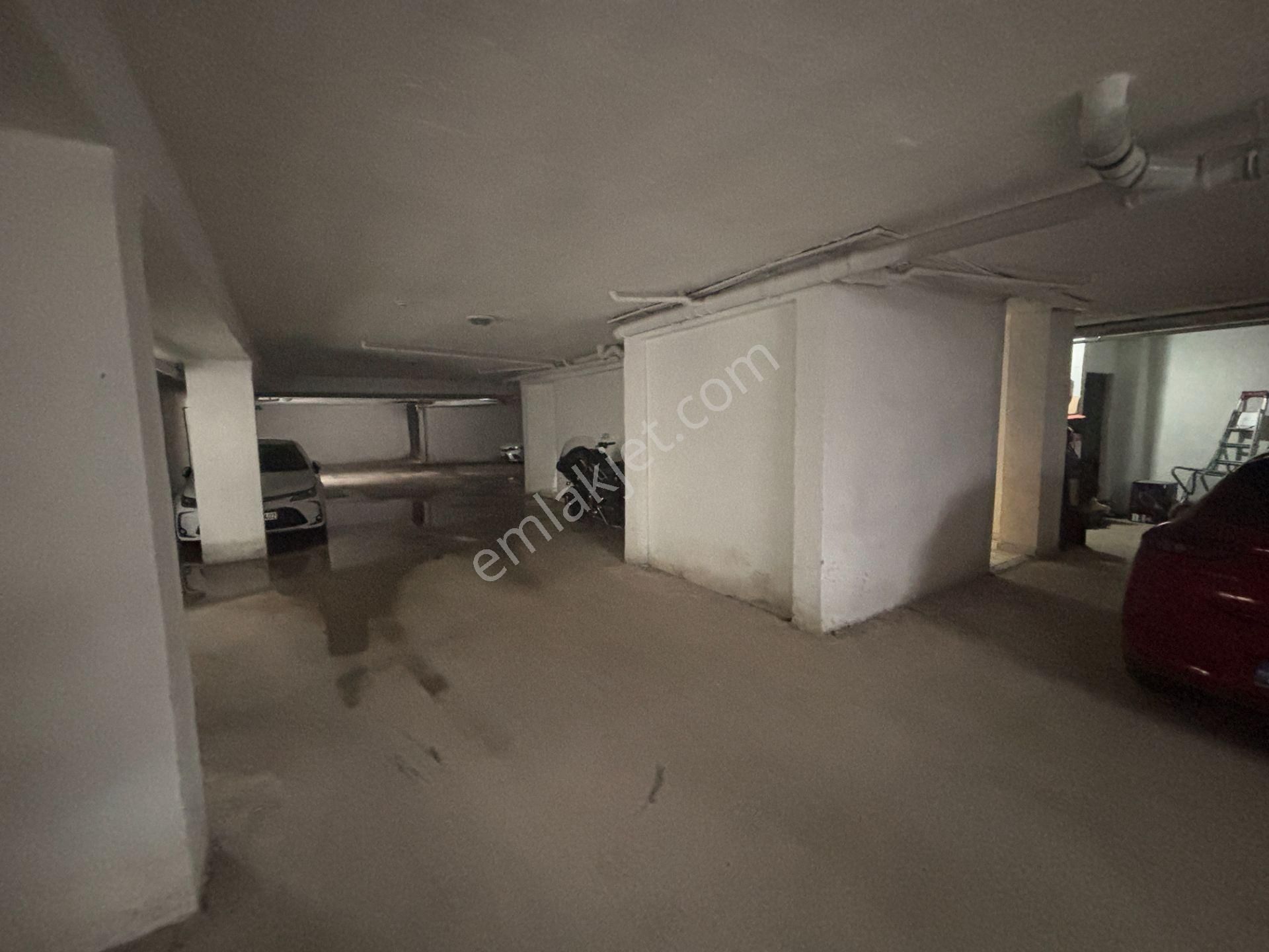 Kapalı Otoparklı Arakat Doğalgazlı 3+1 - Görsel 31