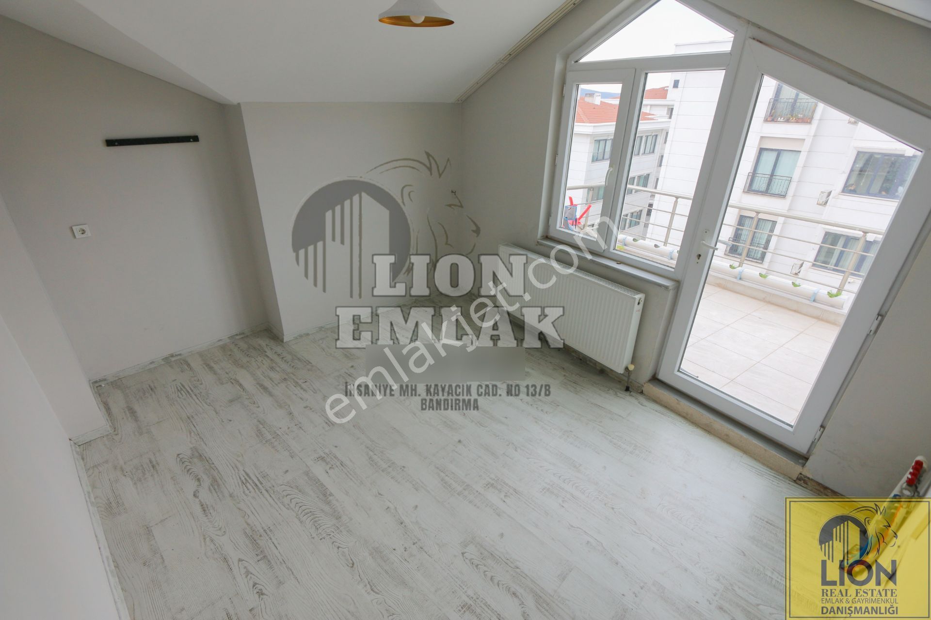 Lıon Emlak'tan İhsaniye'de Havuzlu Siteler Bölgesinde , Sıfır Ayarında 5+1 Satılık Daire - Görsel 29
