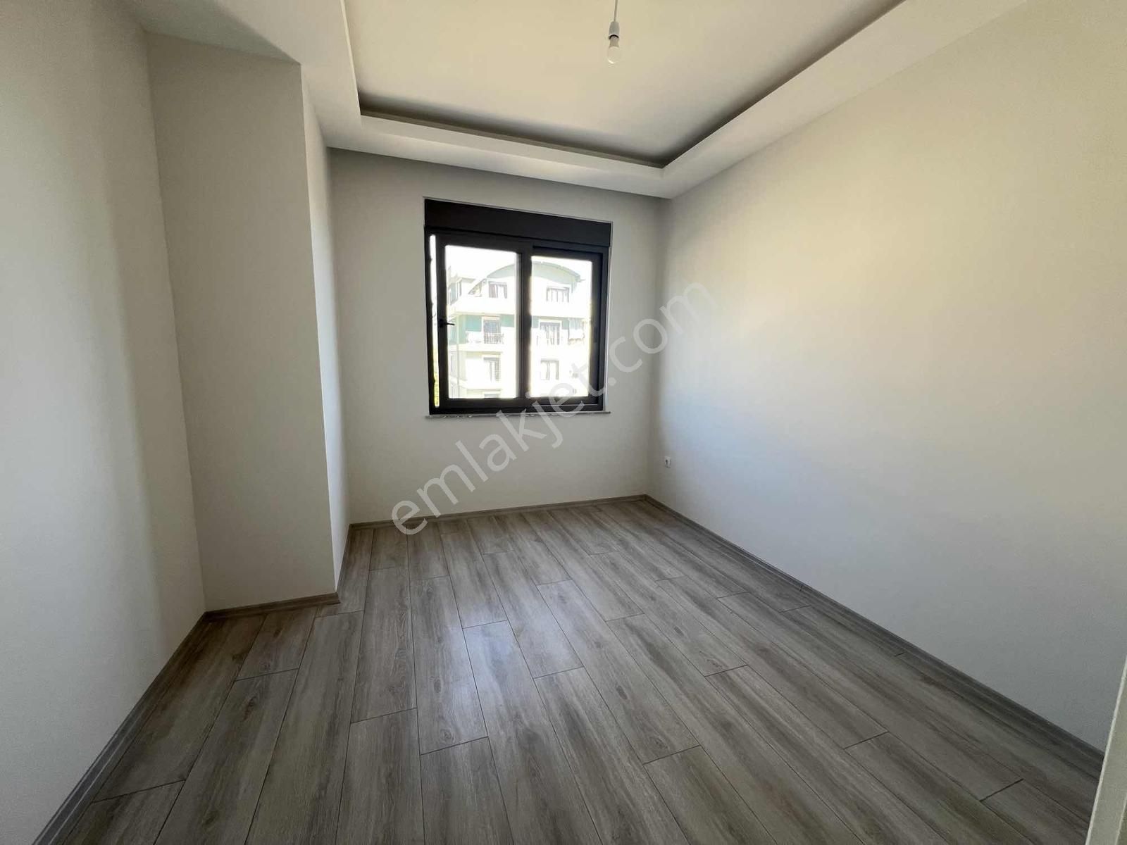 Alanya Çılaklı Da Cadde Üzeri Havuzlu Satılık 2+1 Daire - Görsel 4