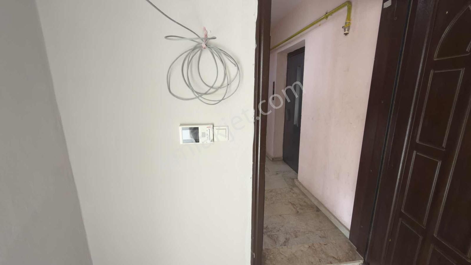 Yenigünde Site İçerisinde 3+1 Asansörlü - Görsel 8