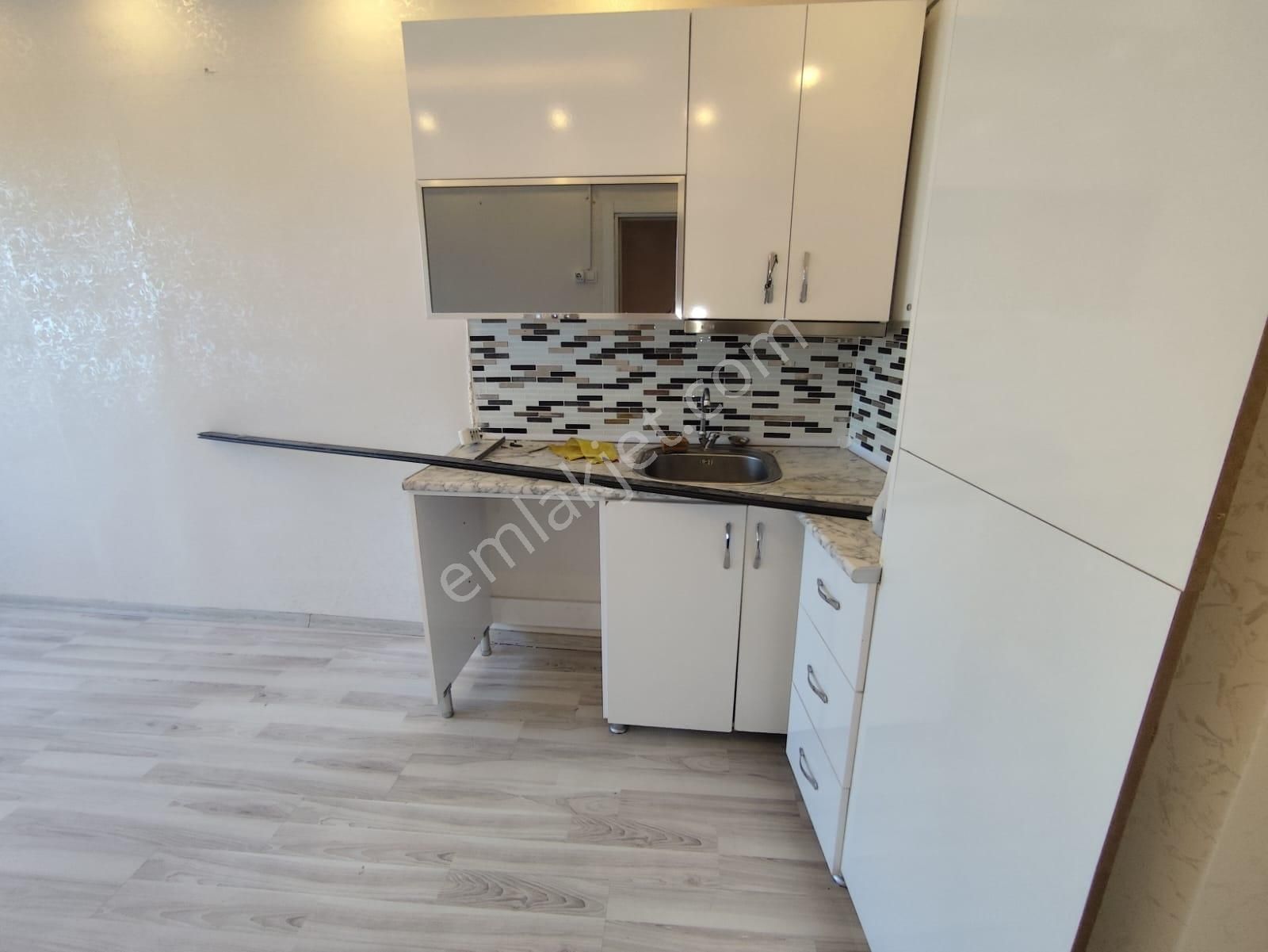 Azmir'den Belediye Karşısı Kiralık 45 M2 Ofis For Rent - Görsel 21
