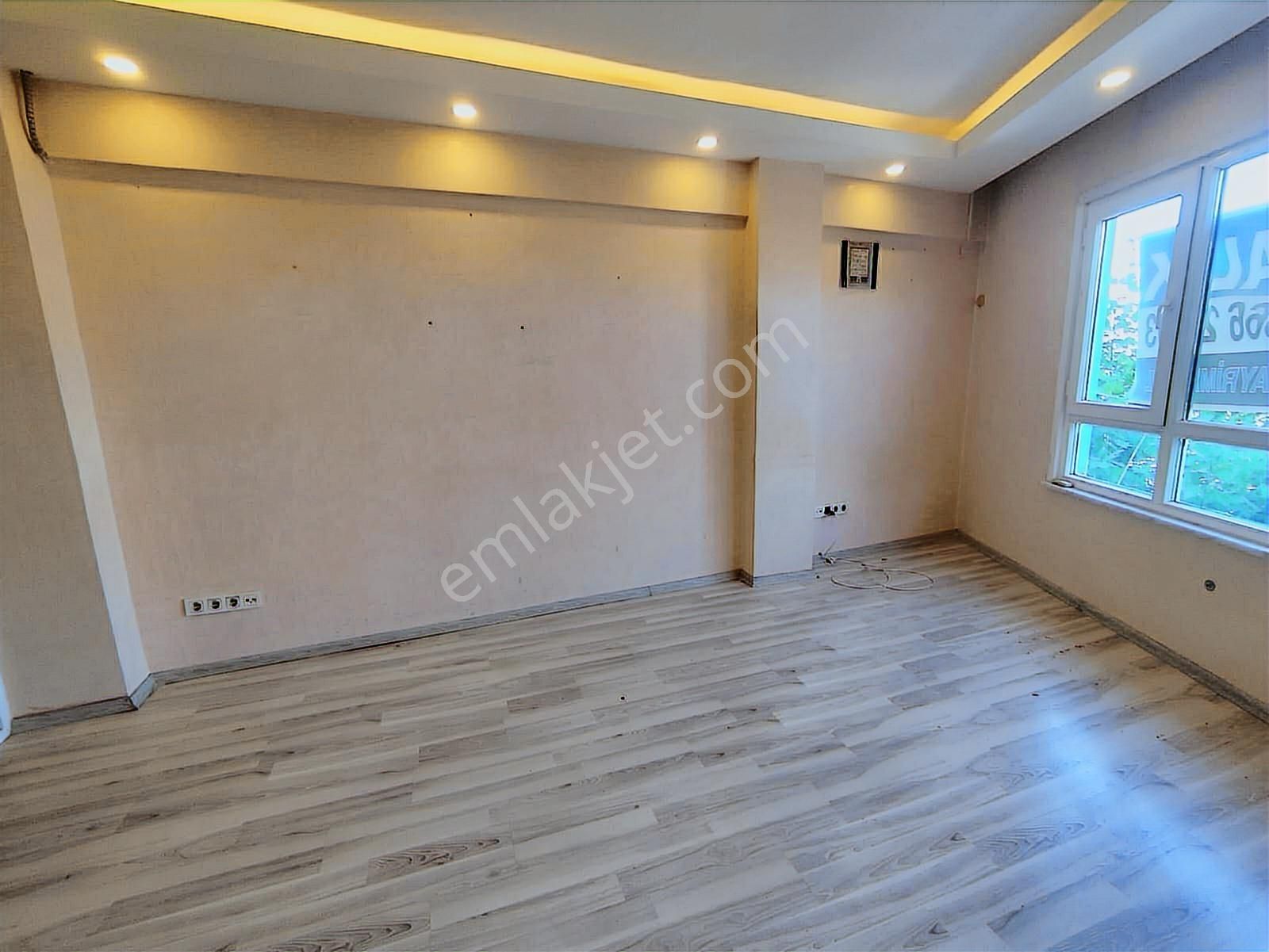 Azmir'den Belediye Karşısı Kiralık 45 M2 Ofis For Rent - Görsel 11