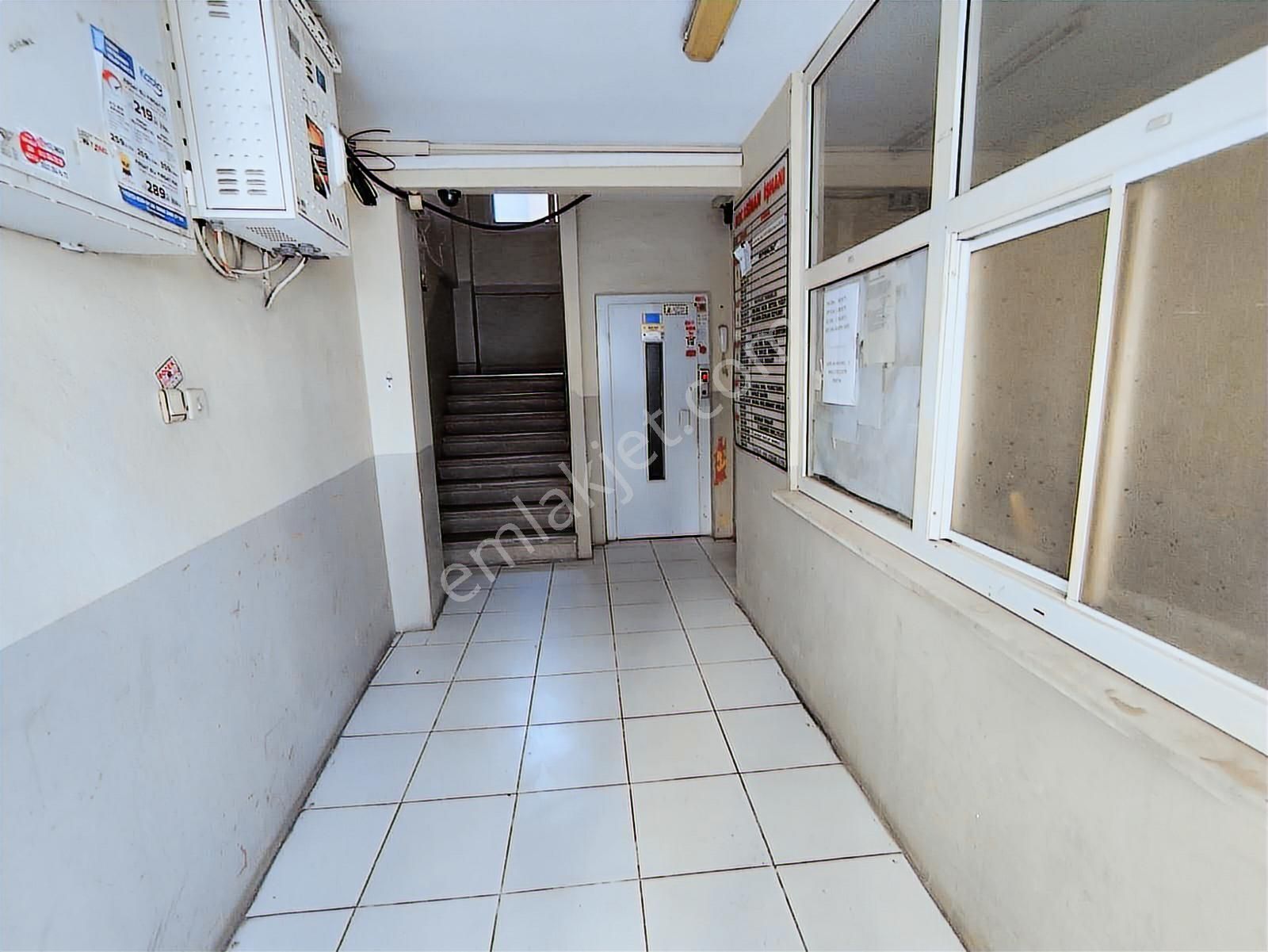 Azmir'den Belediye Karşısı Kiralık 45 M2 Ofis For Rent - Görsel 10