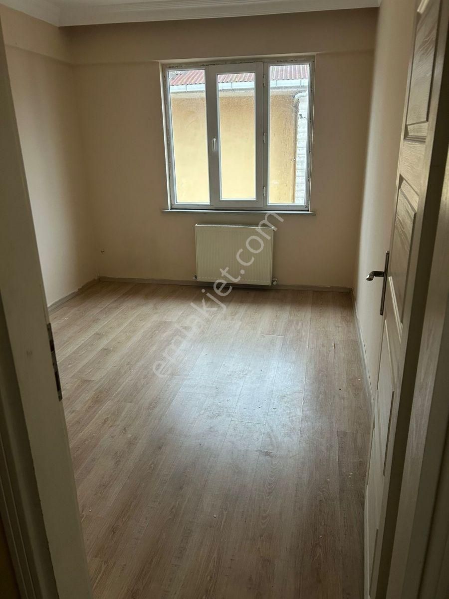 Kızılpınar Yıldız Taksi Civarı Satılık 2+1 Daire... - Görsel 2