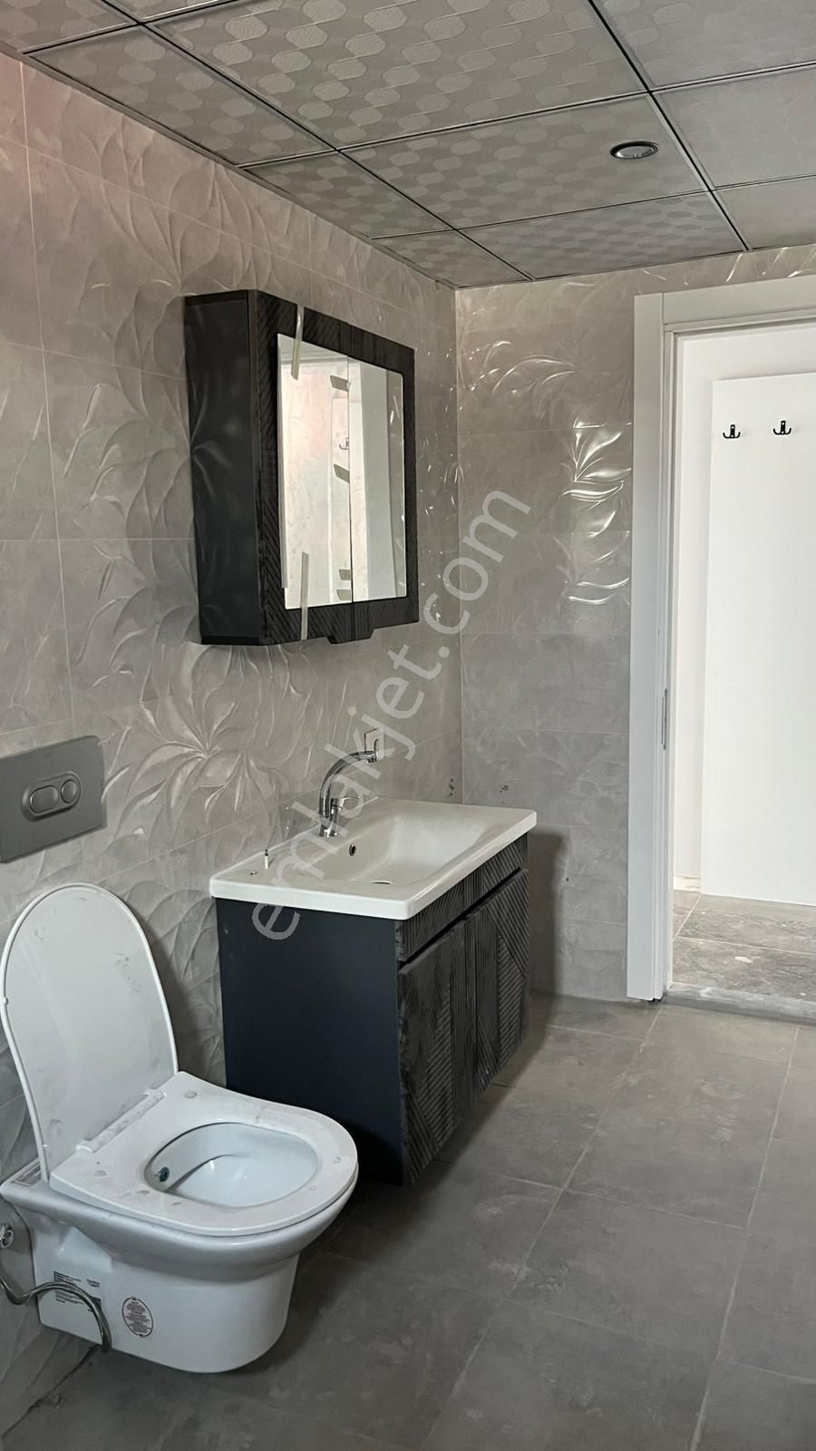 İlbadı Mahallesinde Cadde Üzerinde Sıfır Yerden Isıtma 2+1/95 M2 Daire 2.900.000 Tl !!! - Görsel 14