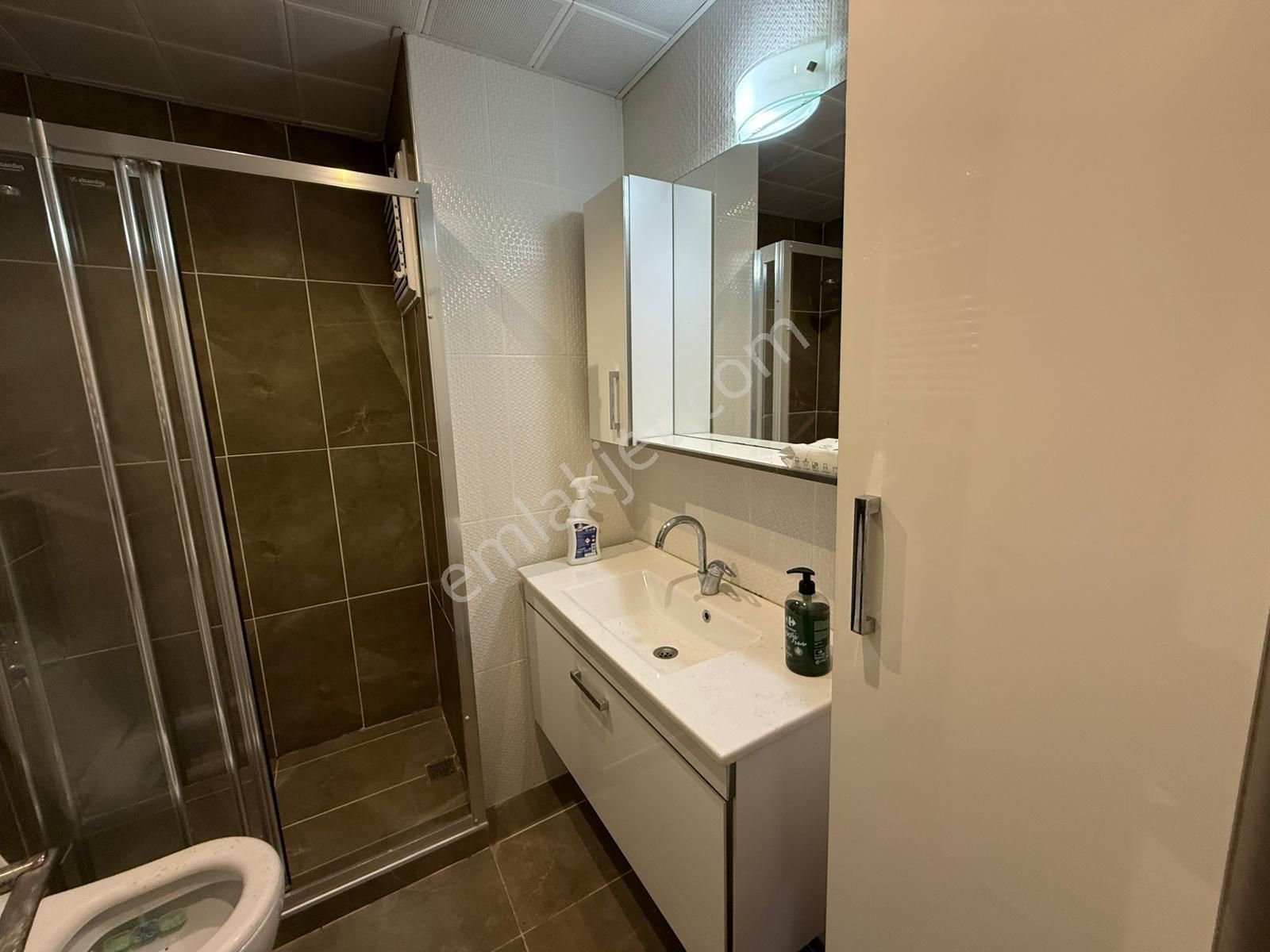 Karslılar'da 2 Katlı Apt/10 Yaş/2+1/kombi/ankastre/70 M2 Bahçeli - Görsel 5