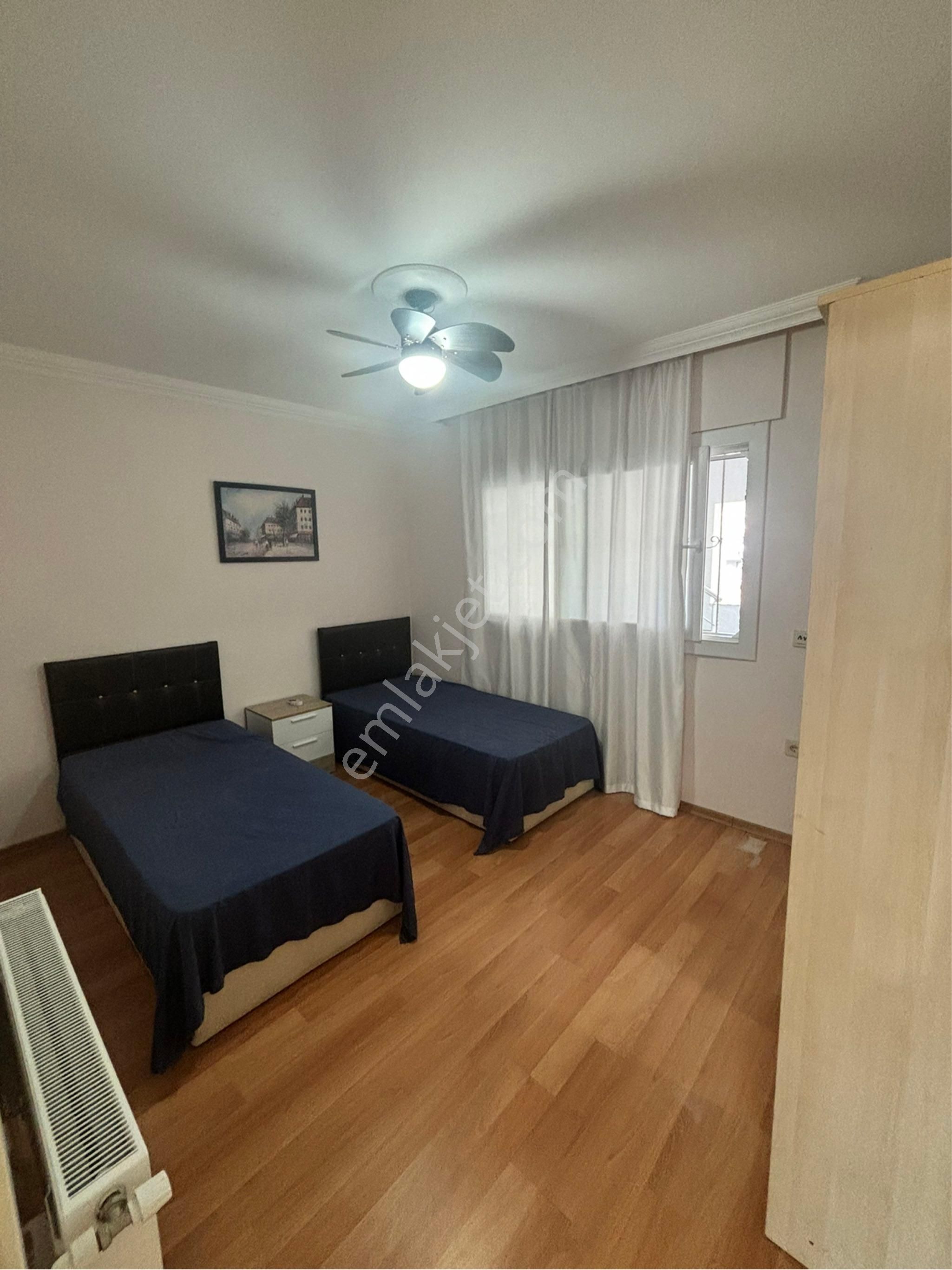 Kuşadası’nda Kadınlar Plajına 150 Metre Mesafede 2+1 Bahçe Katı Fırsat Daire! - Görsel 15