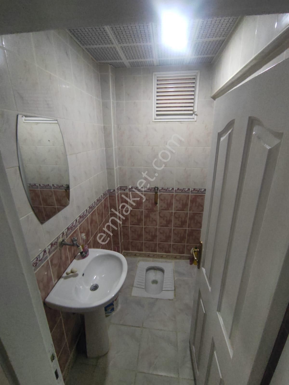 Hayal^den Malazgirt Mh^de Ön Cp. Bağımsız 3+1merkezi Konumda Fırsat Daire ! - Görsel 22