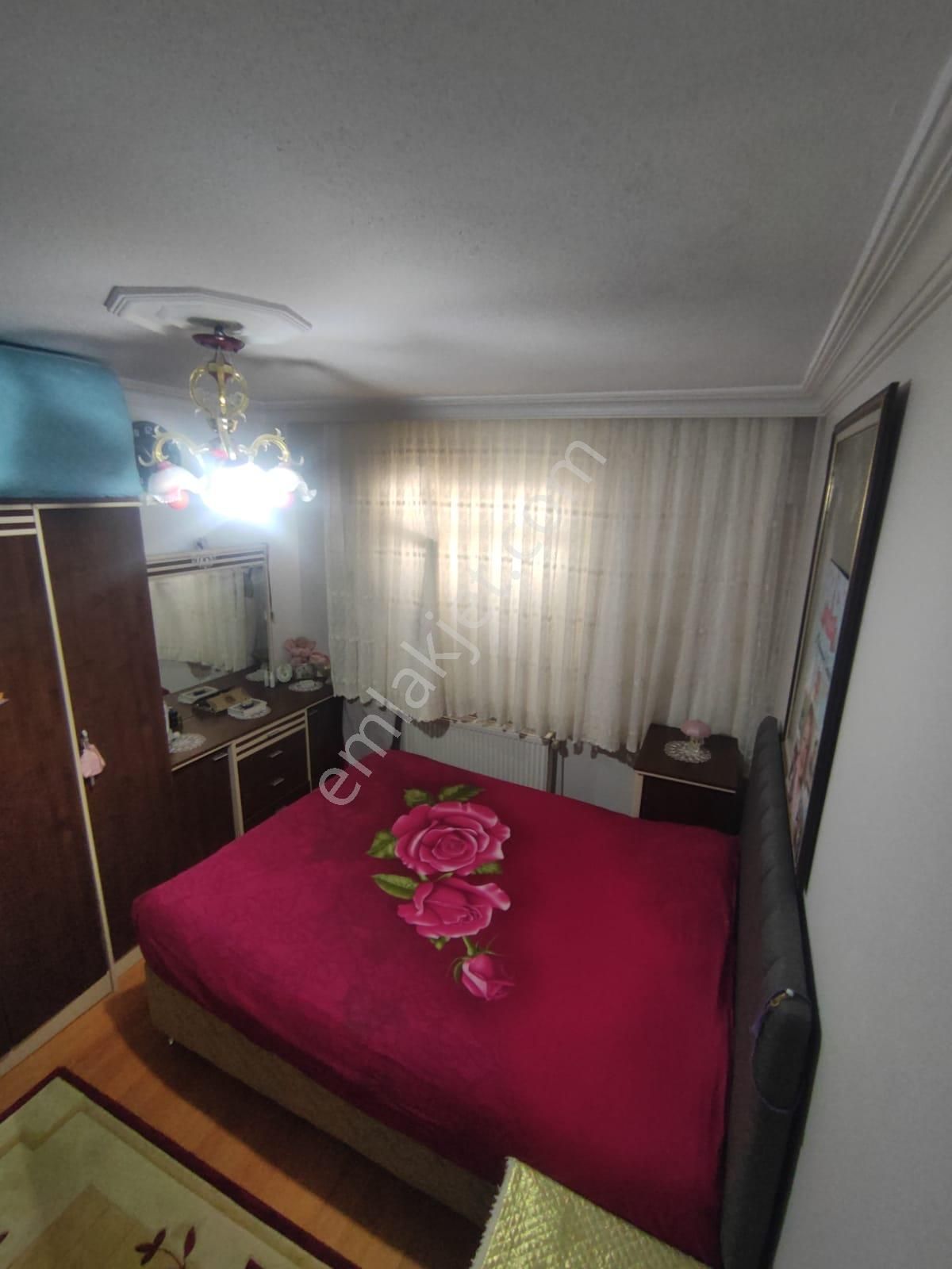 Hayal^den Malazgirt Mh^de Ön Cp. Bağımsız 3+1merkezi Konumda Fırsat Daire ! - Görsel 13