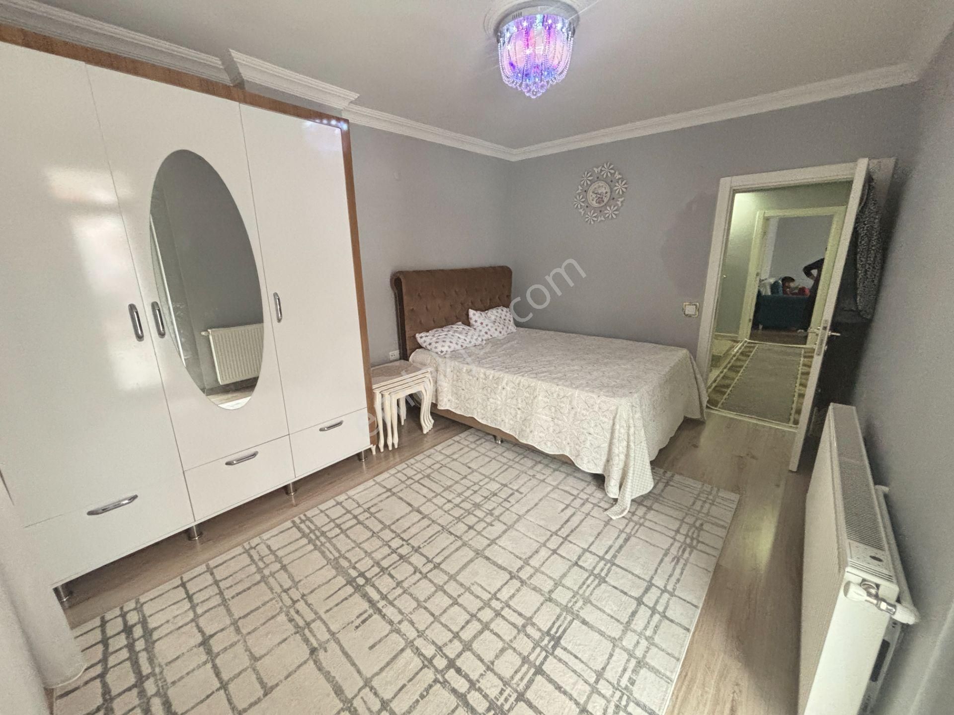 Şehrin Merkezinde Doğalgazlı Çok Geniş Ferah Dubleks - Görsel 12