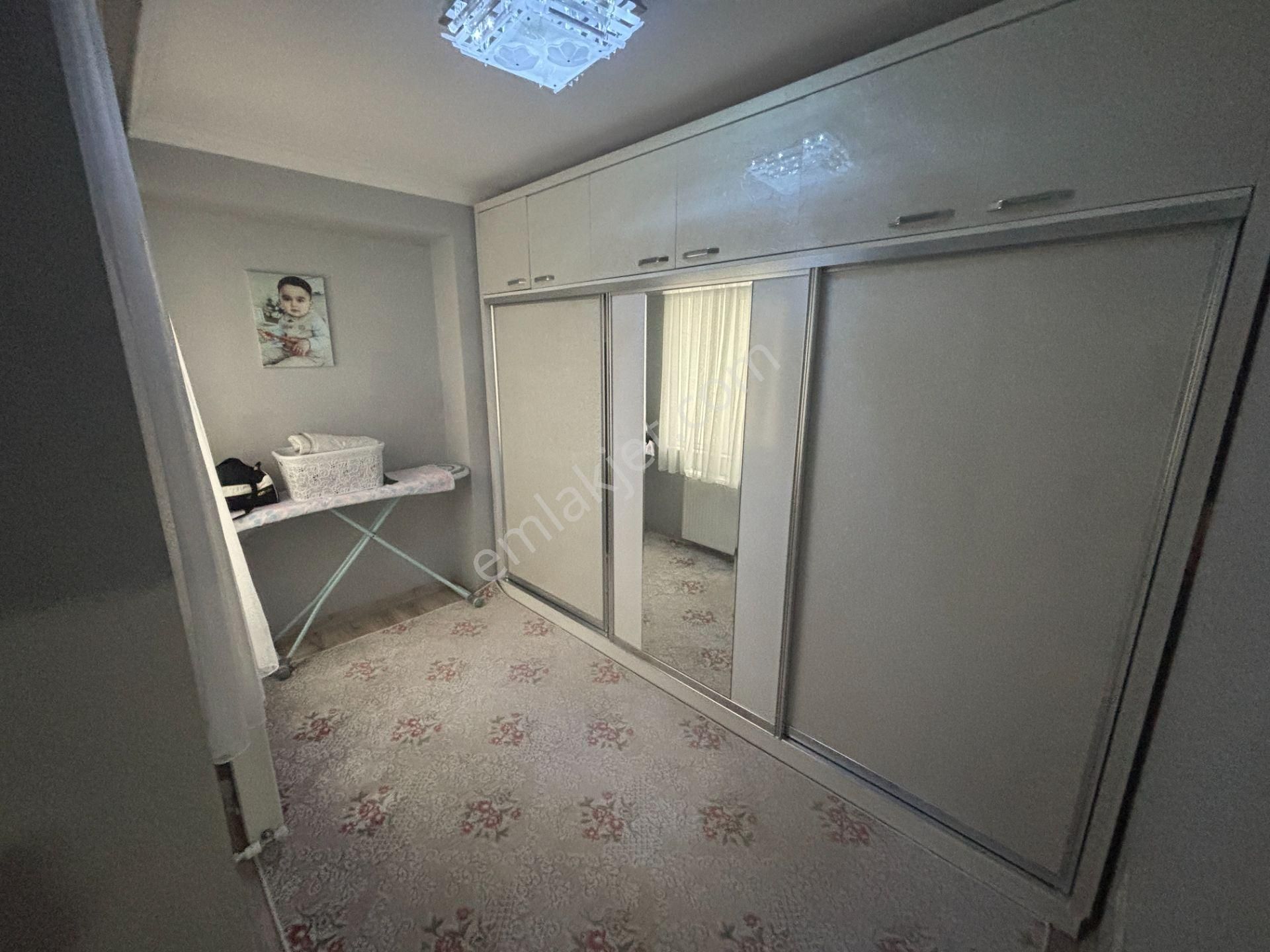 Şehrin Merkezinde Doğalgazlı Çok Geniş Ferah Dubleks - Görsel 15