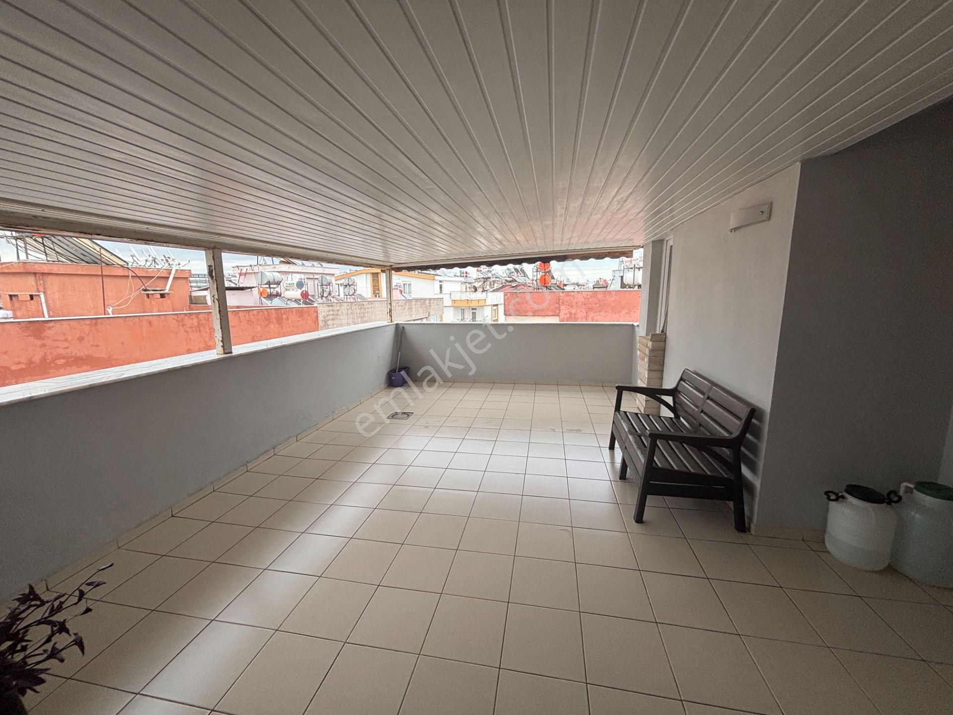 Şehrin Merkezinde Doğalgazlı Çok Geniş Ferah Dubleks - Görsel 23