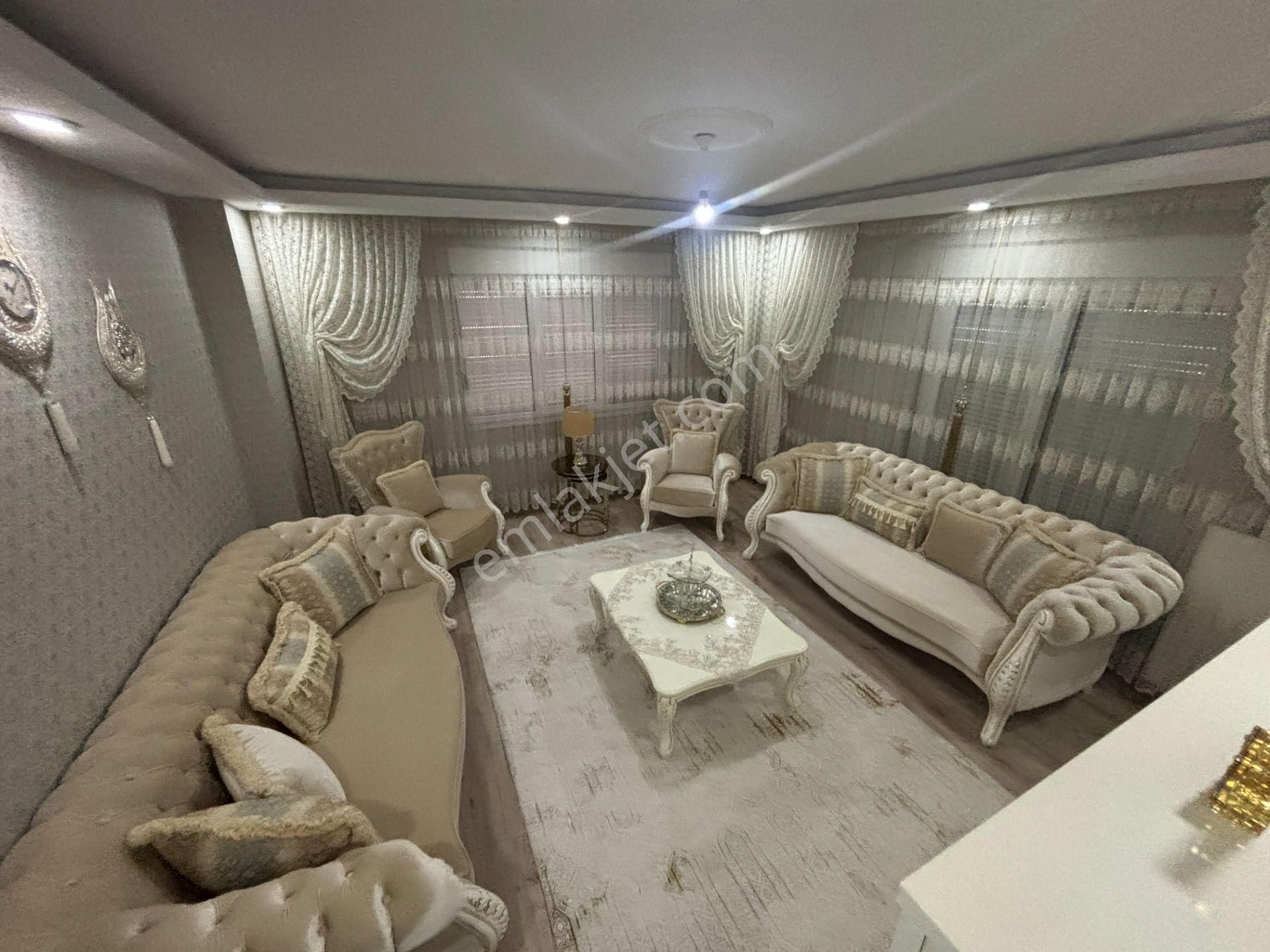 Şehrin Merkezinde Doğalgazlı Çok Geniş Ferah Dubleks - Görsel 4