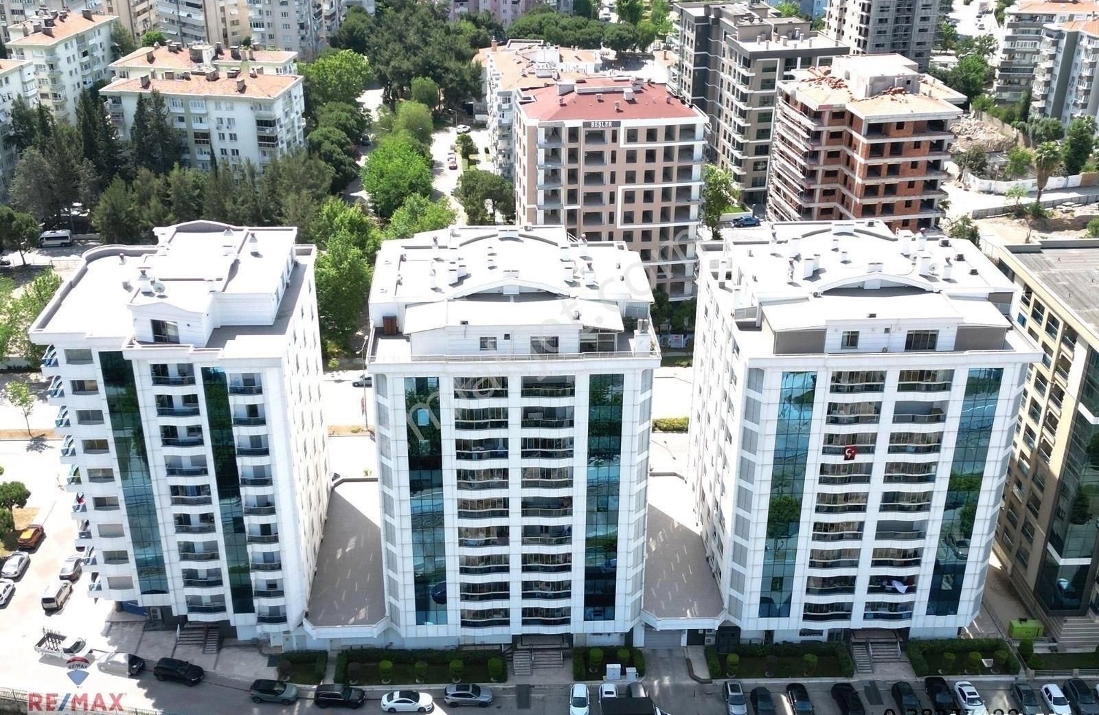 İzmir Bayraklı Manavkuyu Mah. En Prestijli Sitesinde Geniş 3+1 Kiralık Daire