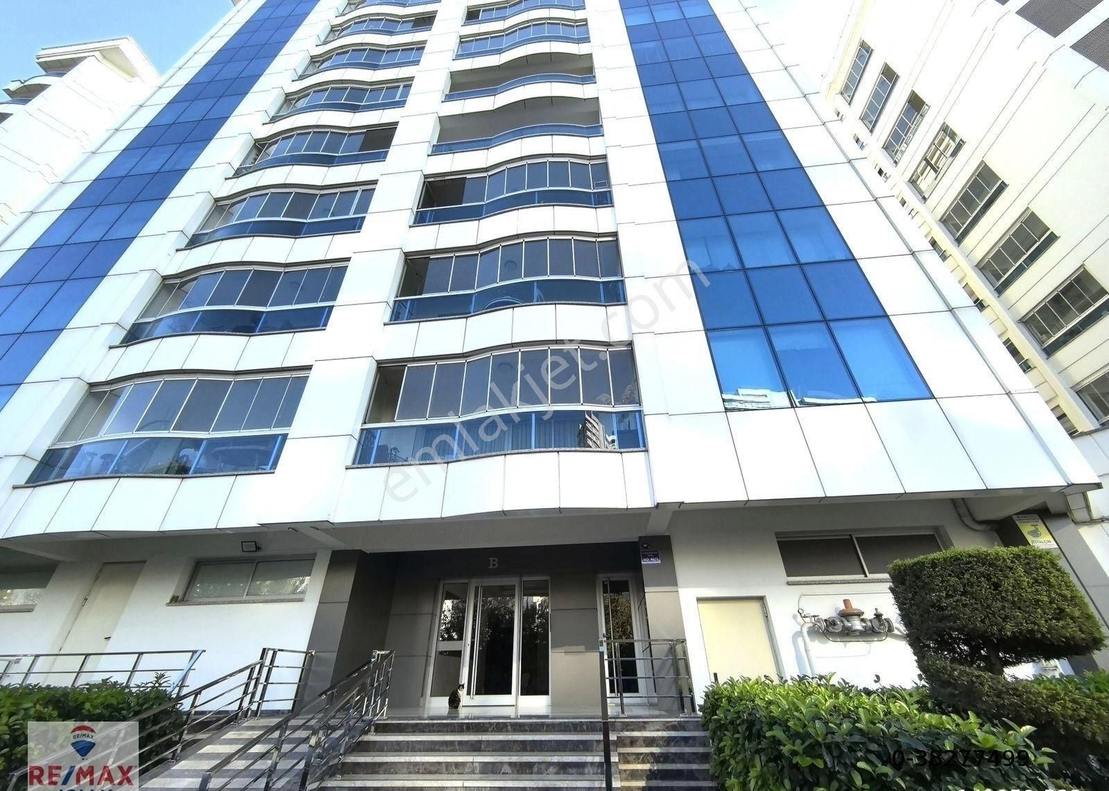 İzmir Bayraklı Manavkuyu Mah. En Prestijli Sitesinde Geniş 3+1 Kiralık Daire - Görsel 9