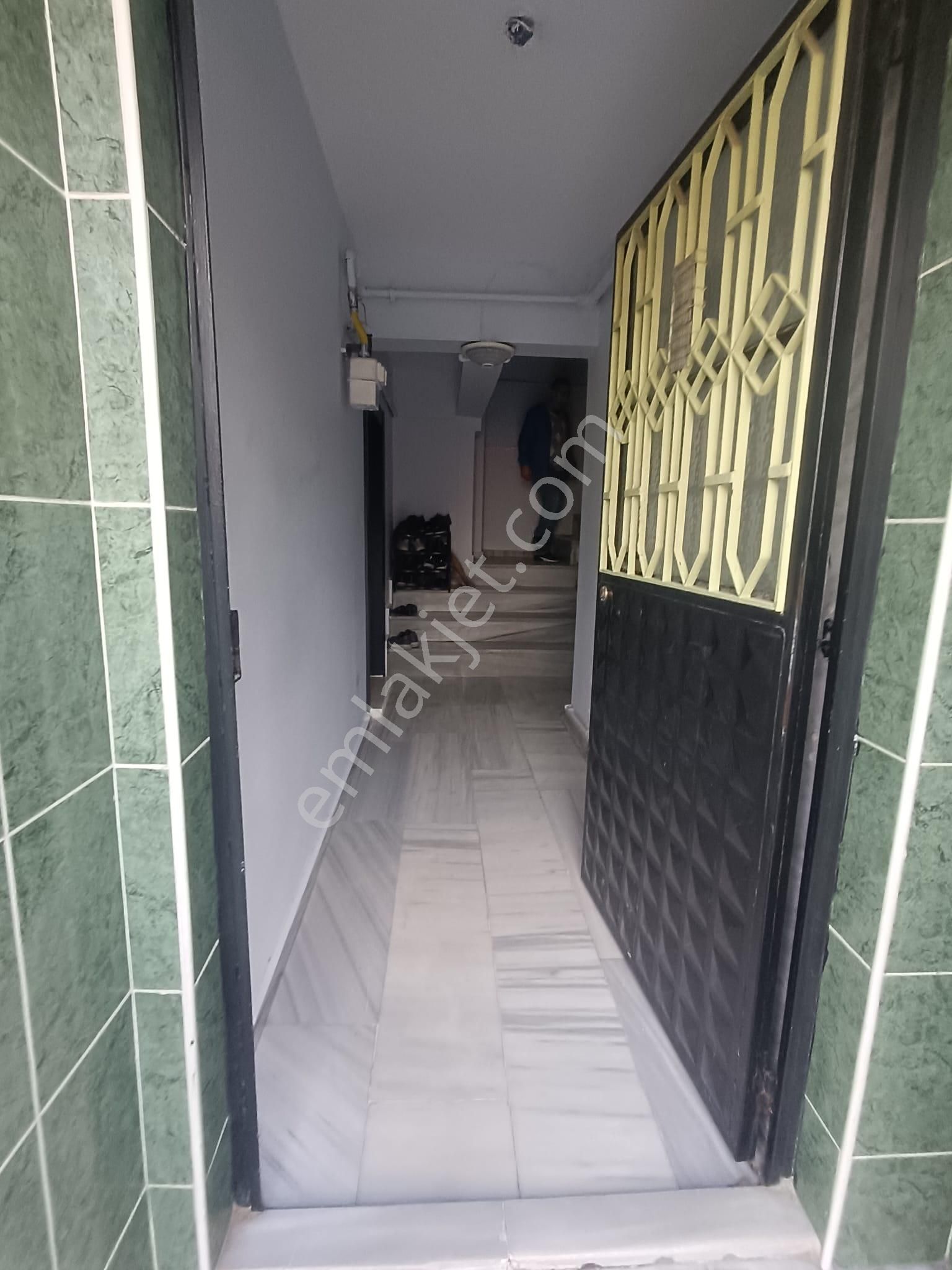 Bursa Yıldırım Eğitim Mahallesinde 1+1 Kiralık Daire (bekar Bayan ) - Görsel 2