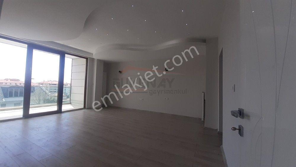 Güvenay - Çorum Buharaevler 5. Cadde Arkası Satılık Serbest Lüks Villa - Görsel 27