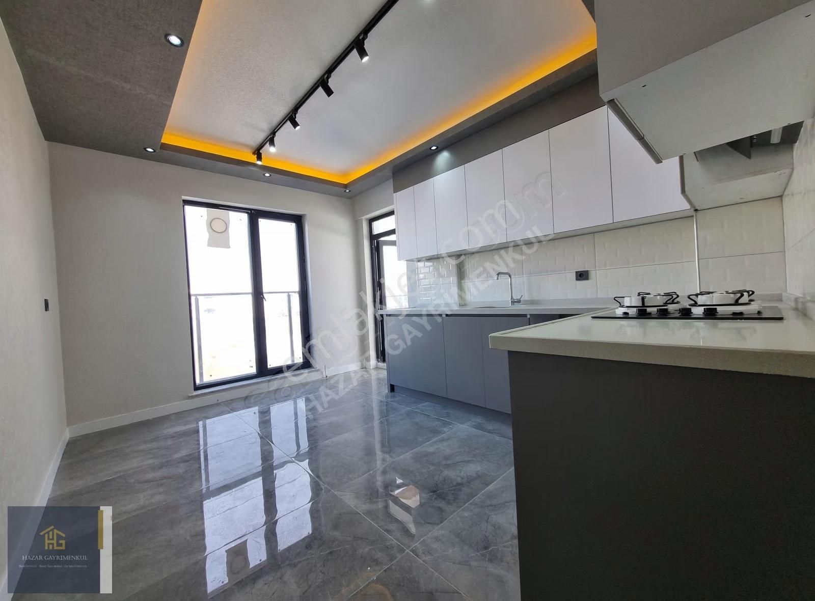 Hazardan--acil--park Cepheli Kombi Petek Cam Balkon Lüx 3+1 - Görsel 10