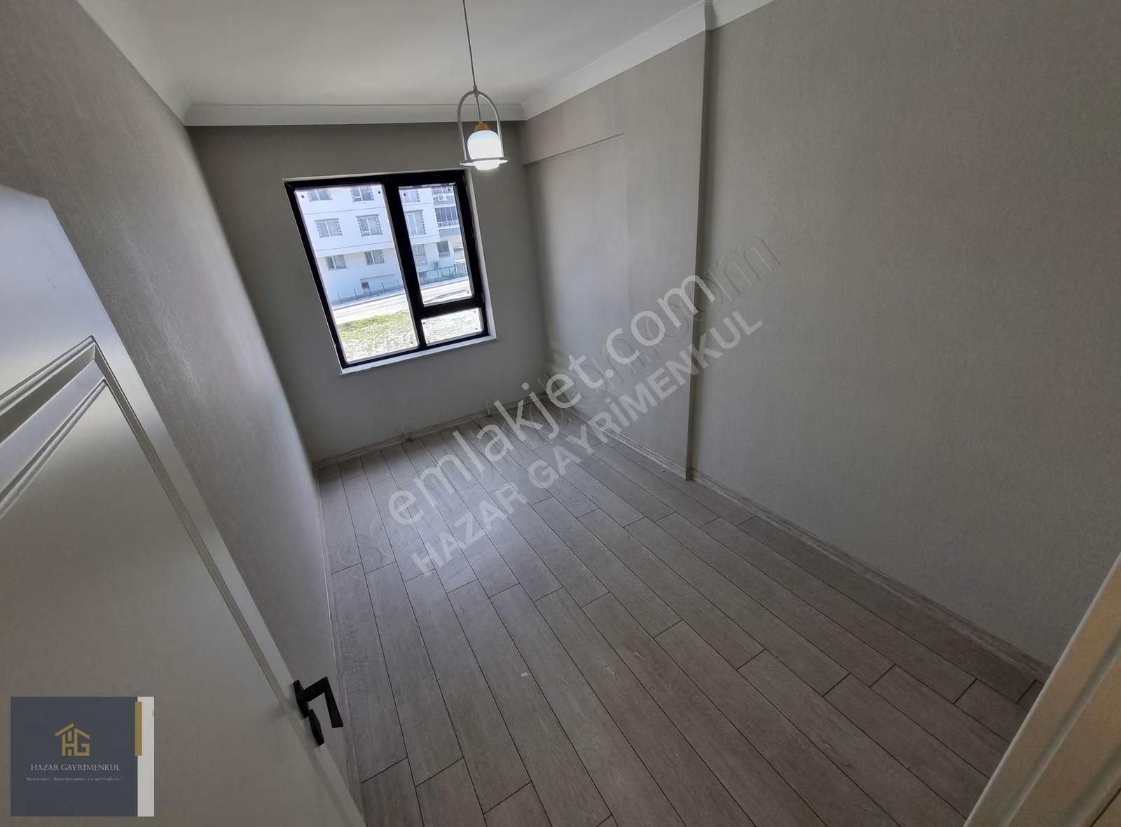 Hazardan--acil--park Cepheli Kombi Petek Cam Balkon Lüx 3+1 - Görsel 14