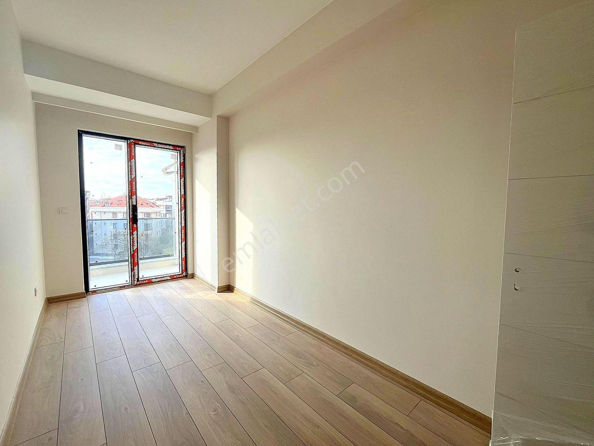 ▃birikim▃küçükyalı'da 4.katta Ebeveyn Banyolu Ön Cephe Sıfır 2+1 - Görsel 17