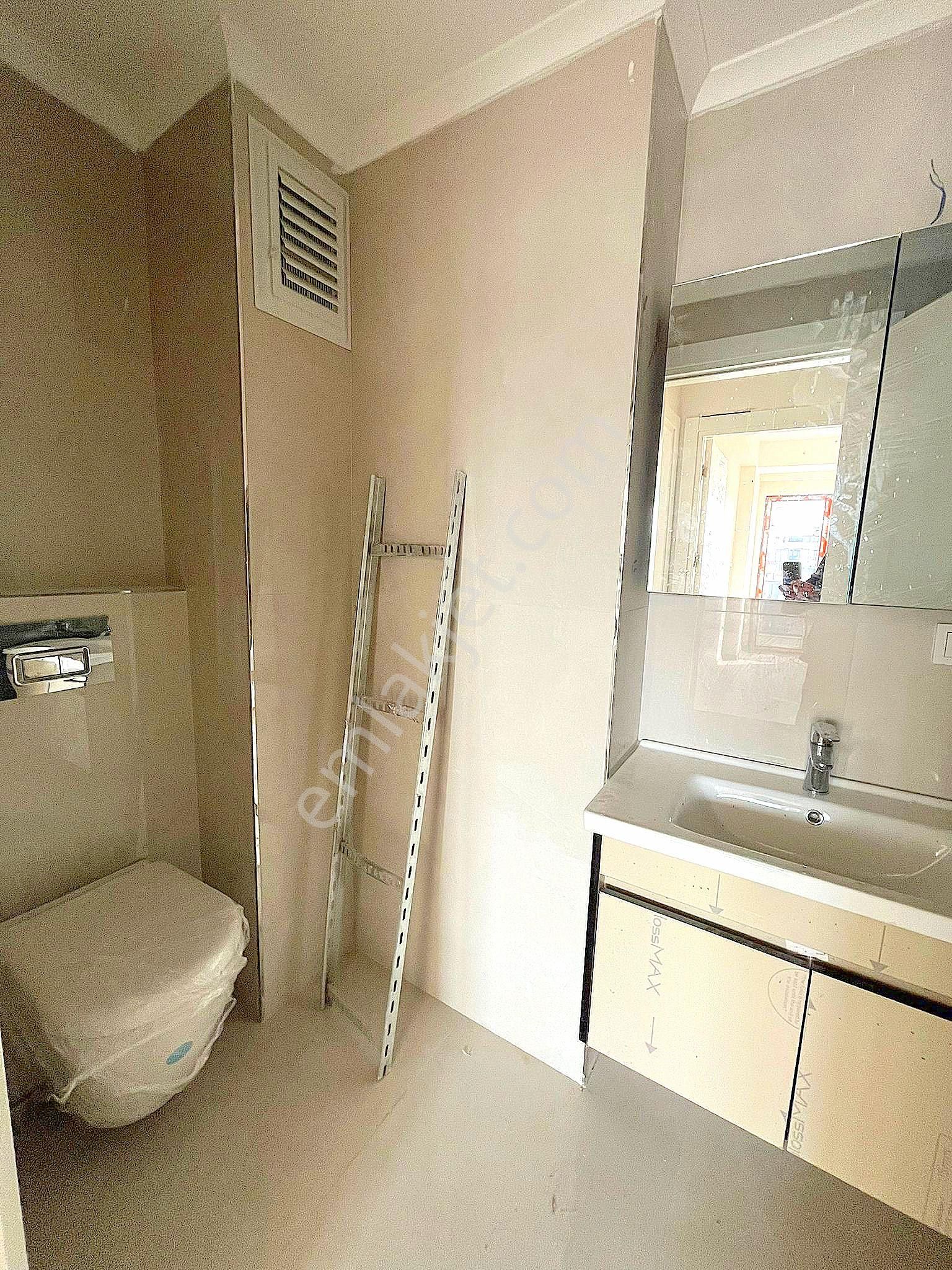 ▃birikim▃küçükyalı'da 4.katta Ebeveyn Banyolu Ön Cephe Sıfır 2+1 - Görsel 19