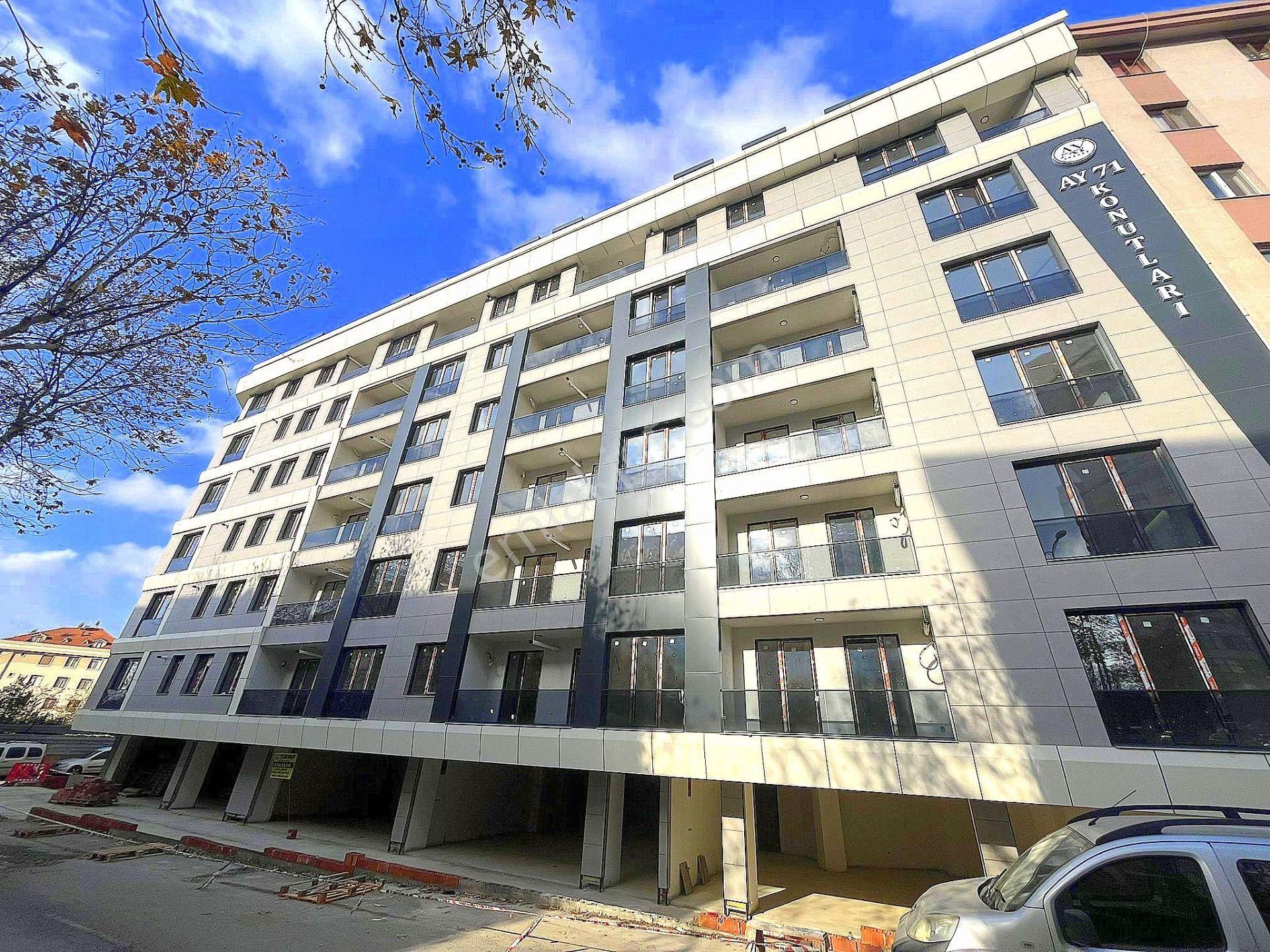 ▃birikim▃küçükyalı'da 4.katta Ebeveyn Banyolu Ön Cephe Sıfır 2+1 - Görsel 2