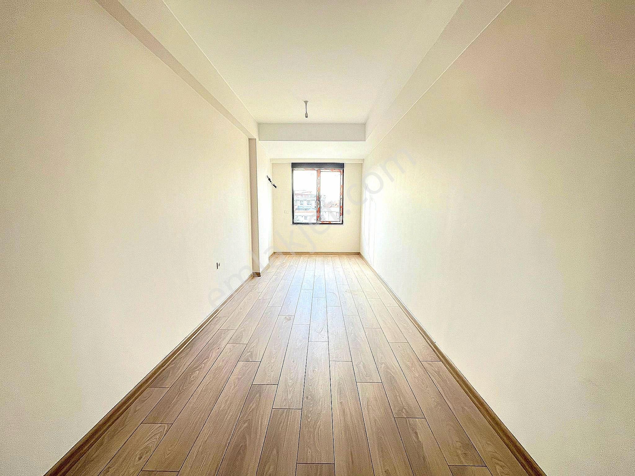 ▃birikim▃küçükyalı'da 4.katta Ebeveyn Banyolu Ön Cephe Sıfır 2+1 - Görsel 12