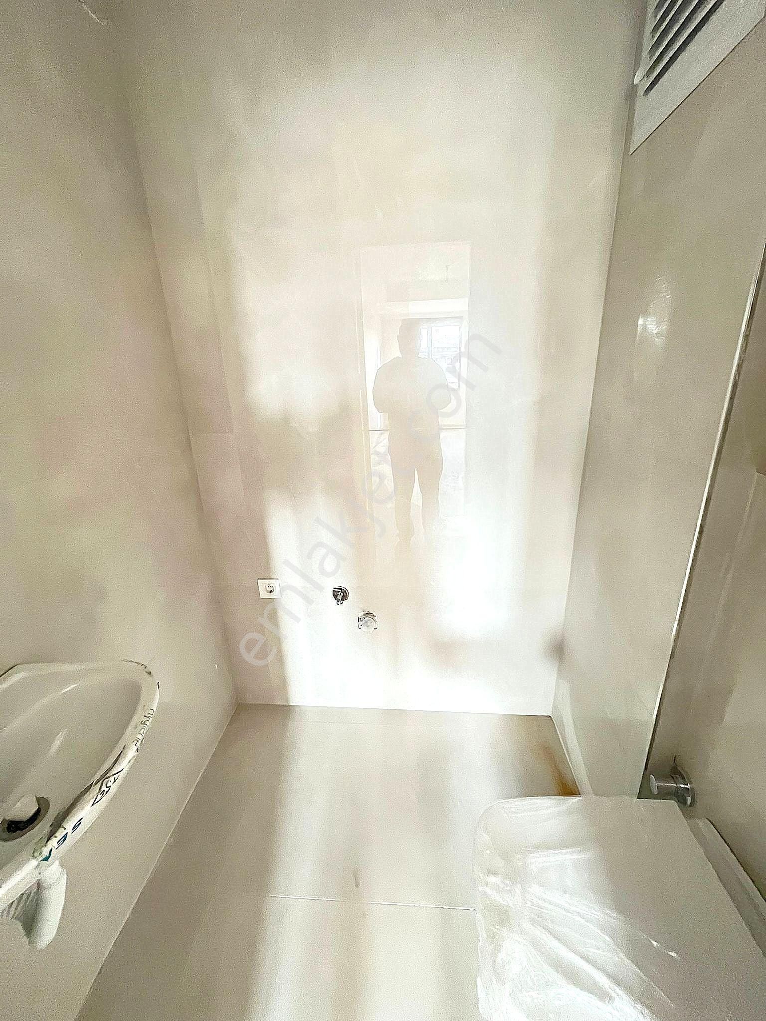 ▃birikim▃küçükyalı'da 4.katta Ebeveyn Banyolu Ön Cephe Sıfır 2+1 - Görsel 14