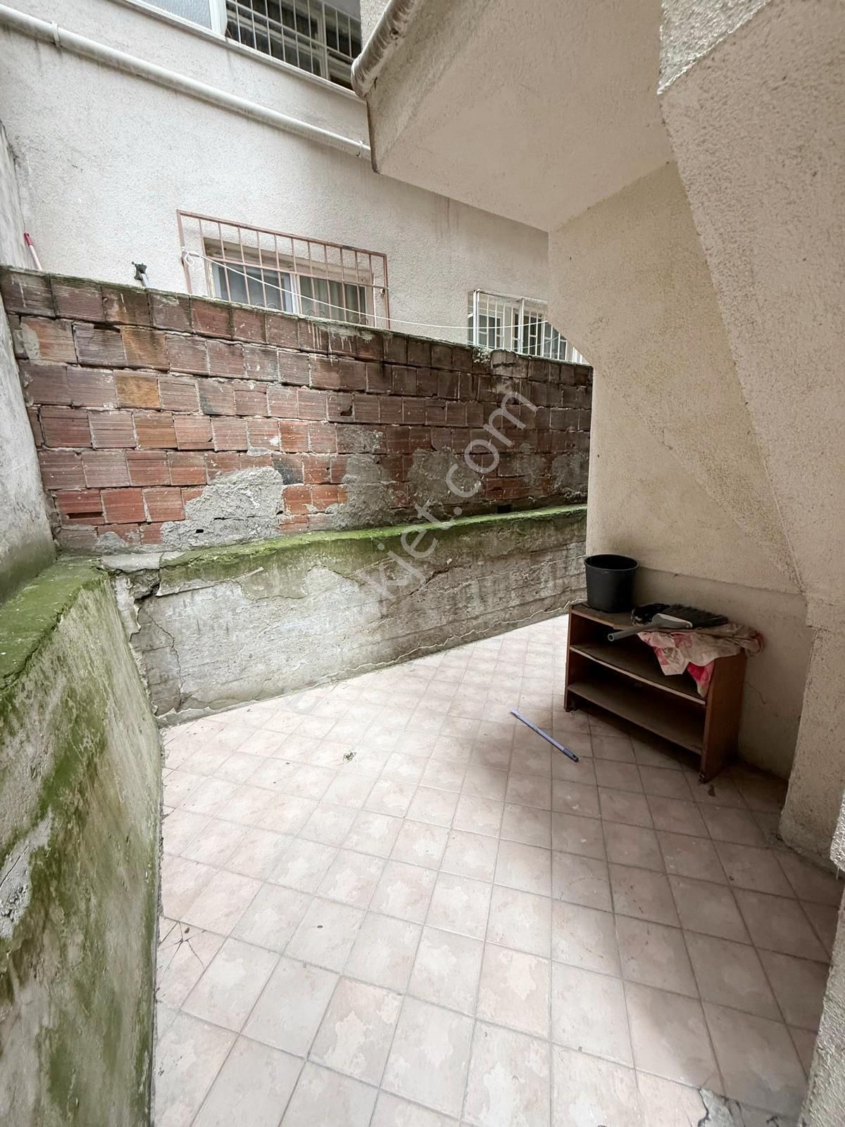 Fatih Emlaktan Mevlana Cami Yakını Satılık 2+1 Bahçekatı Daire - Görsel 12