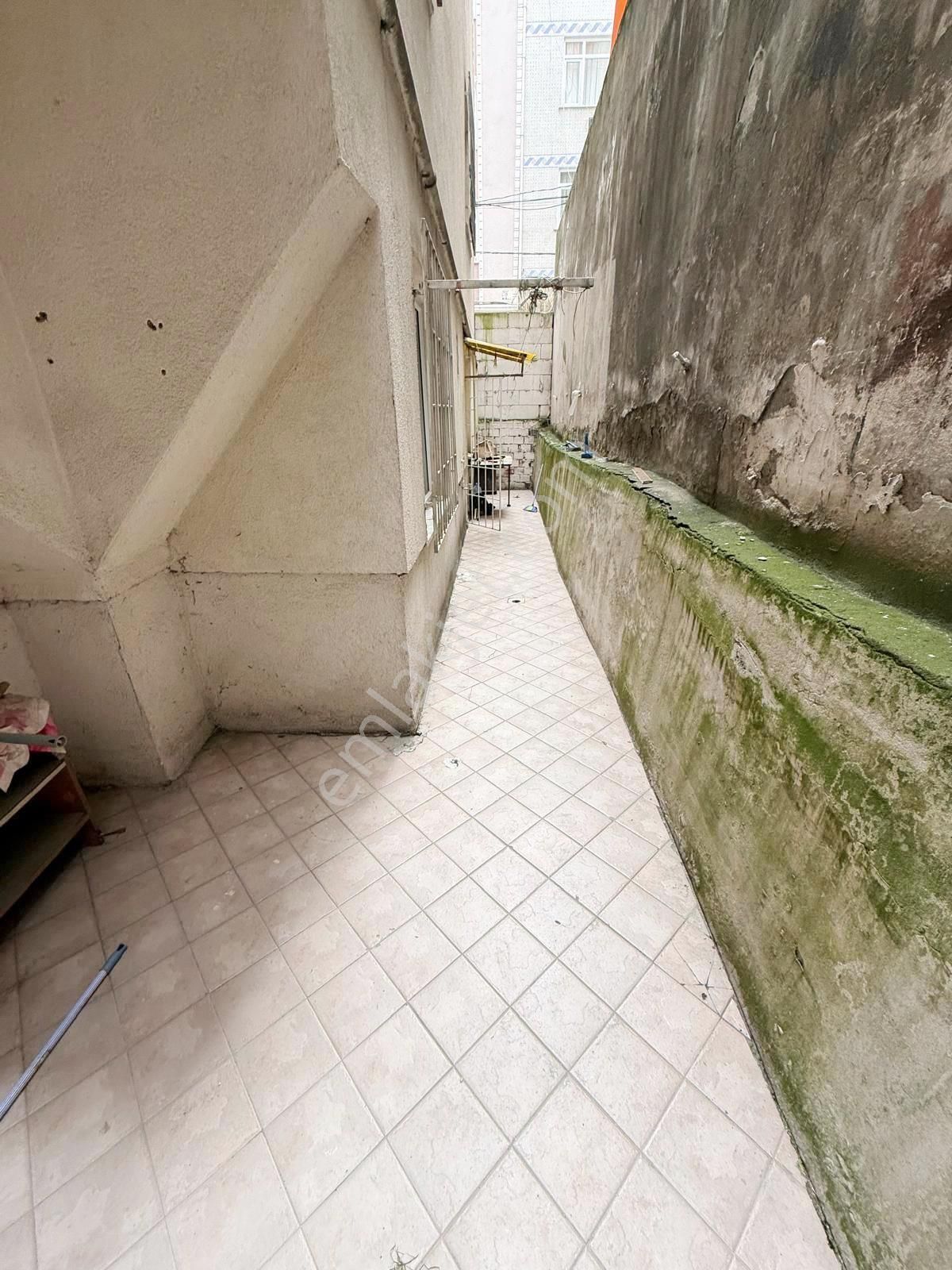 Fatih Emlaktan Mevlana Cami Yakını Satılık 2+1 Bahçekatı Daire - Görsel 10