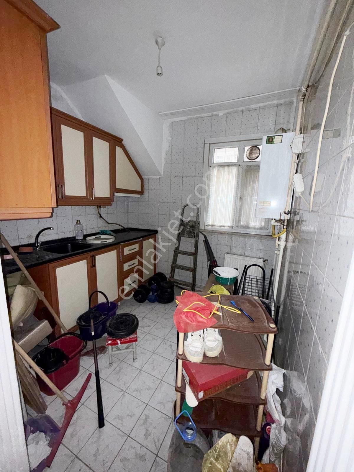 Fatih Emlaktan Mevlana Cami Yakını Satılık 2+1 Bahçekatı Daire - Görsel 5