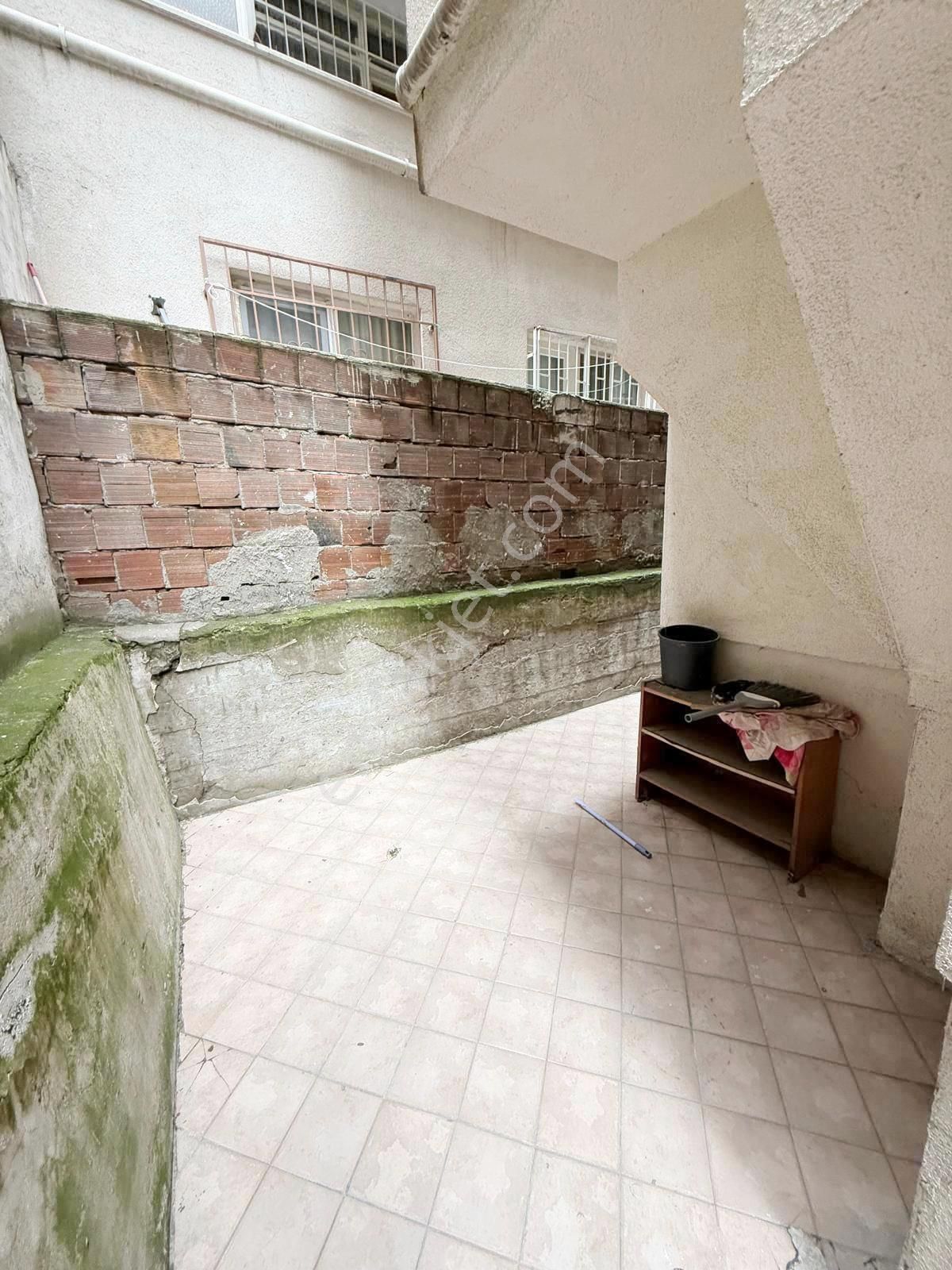 Fatih Emlaktan Mevlana Cami Yakını Satılık 2+1 Bahçekatı Daire - Görsel 11