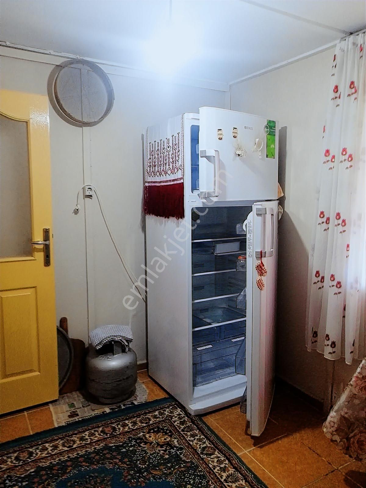 Sıdırgı Düvertepede Müstakil Masrafsız Bahçeli Köy Evi - Görsel 2