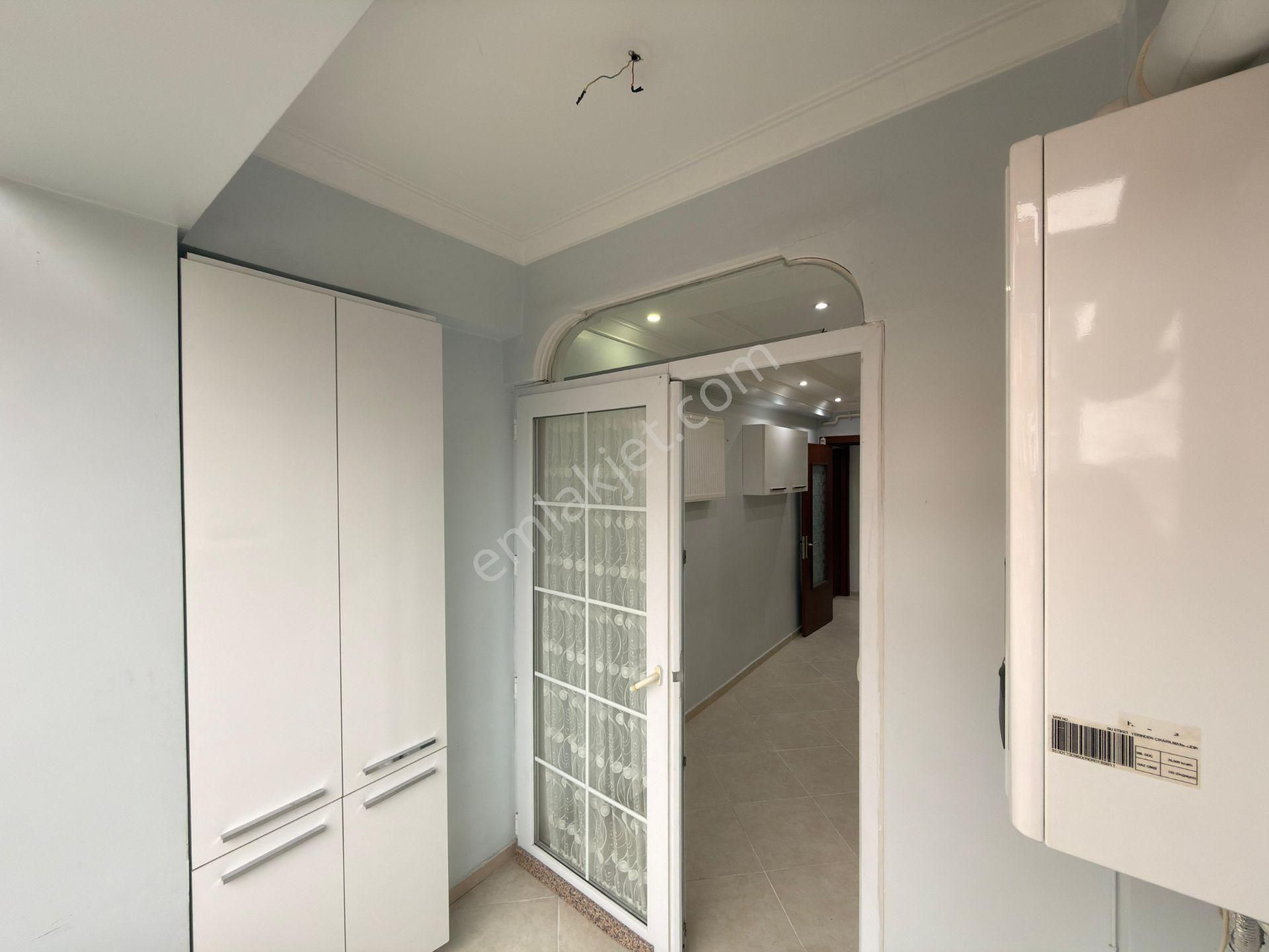 Güvenden Şehrin Göbeğinde 160m² Ara Kat Ön Cephe Satılık 3+1 - Görsel 20