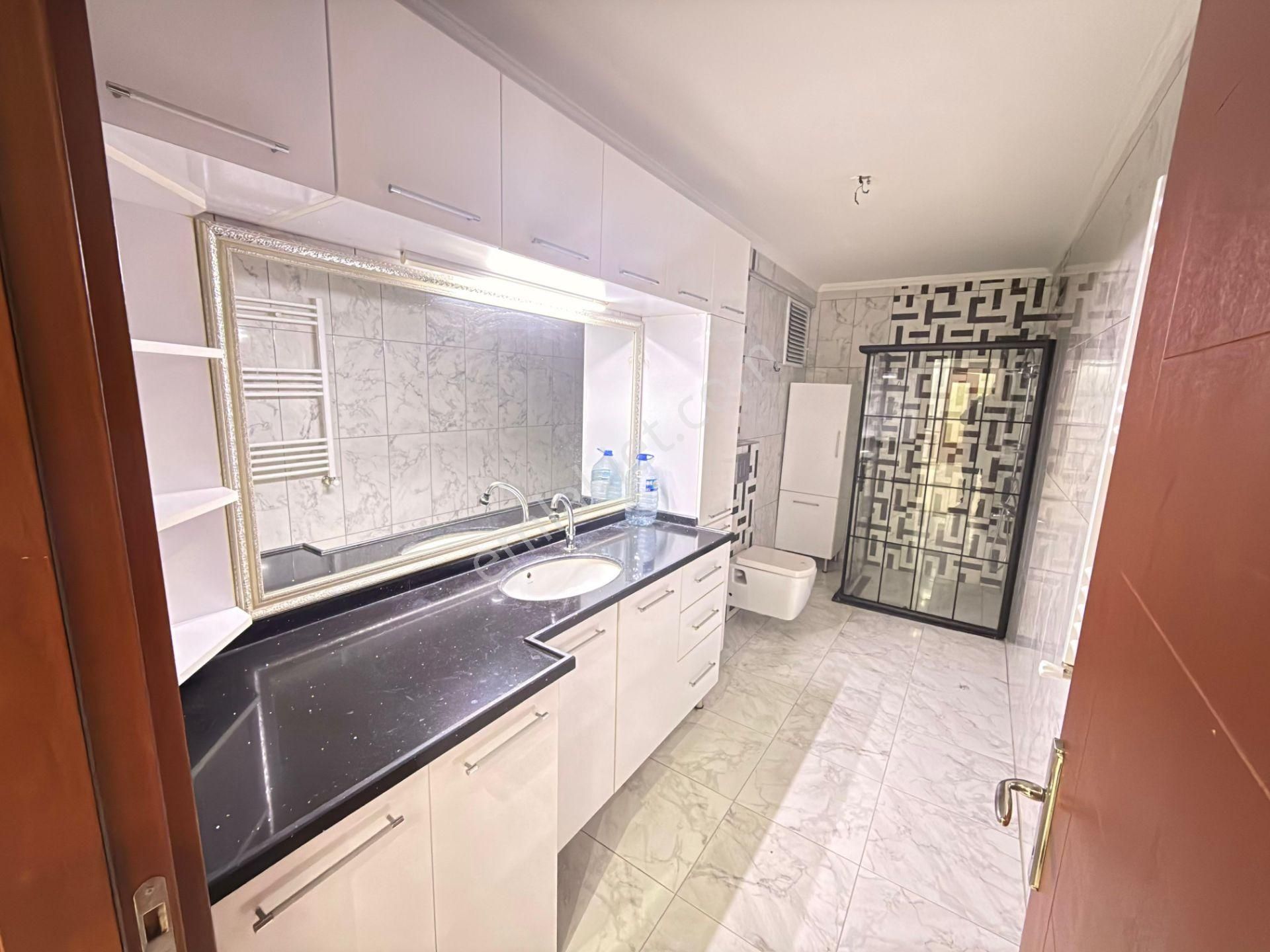 Güvenden Şehrin Göbeğinde 160m² Ara Kat Ön Cephe Satılık 3+1 - Görsel 24