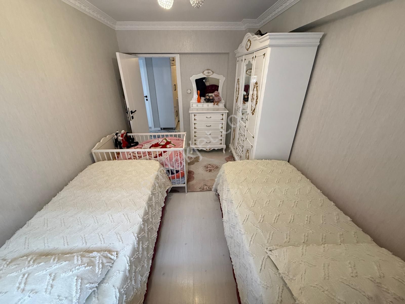 Ataparkta İskanlı Asansörlü Katta Fırsat Daire - Görsel 26