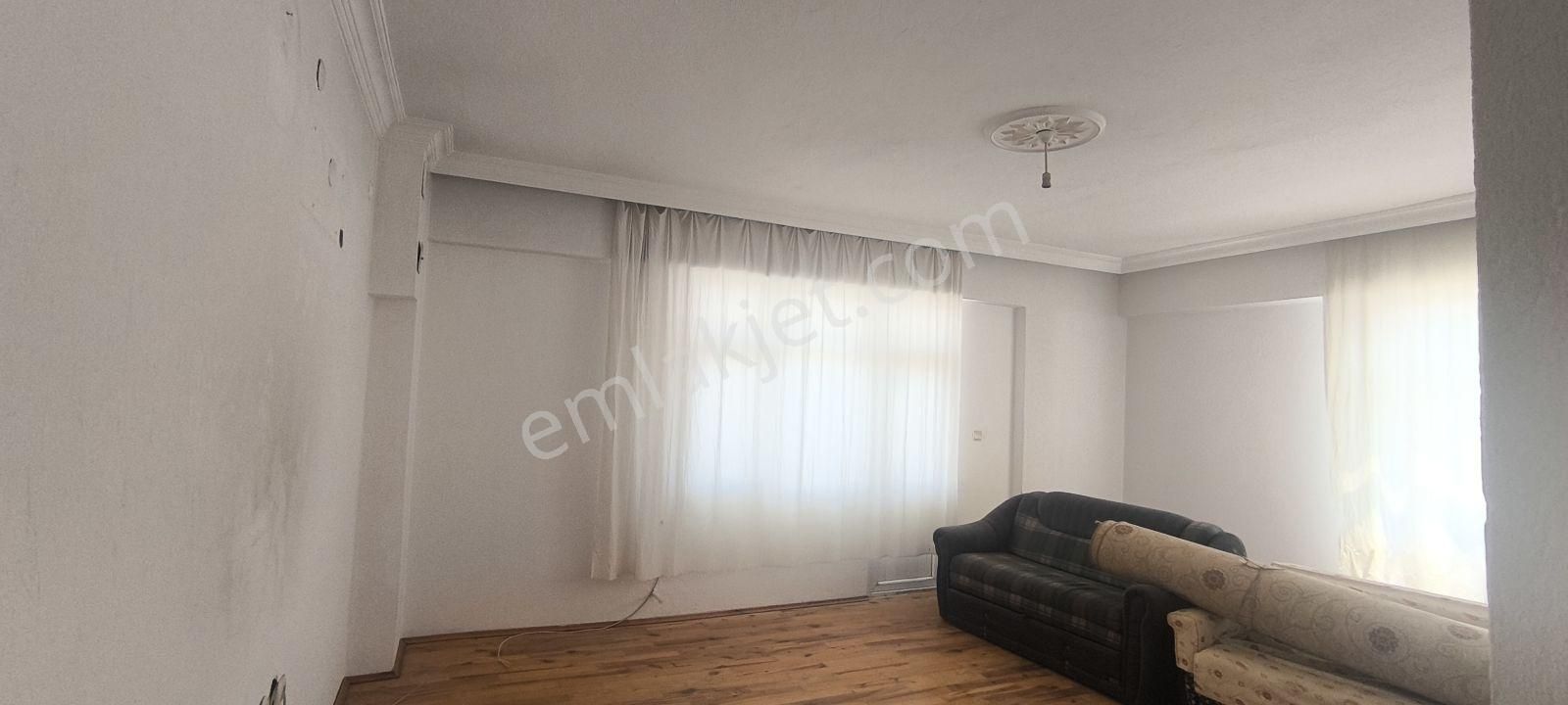 07 Truva Emlak'tan Kumluca Pazaryeri Dibinde Satılık 3+1 Daire - Görsel 8