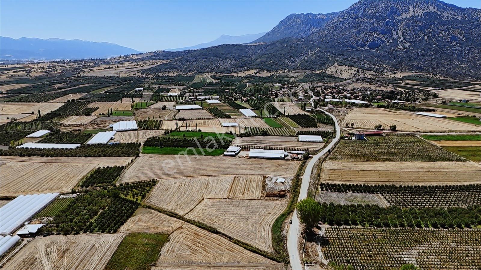 07 Truva Emlaktan Elmalı Mursel Köyünde Satılık Tarla - Görsel 34