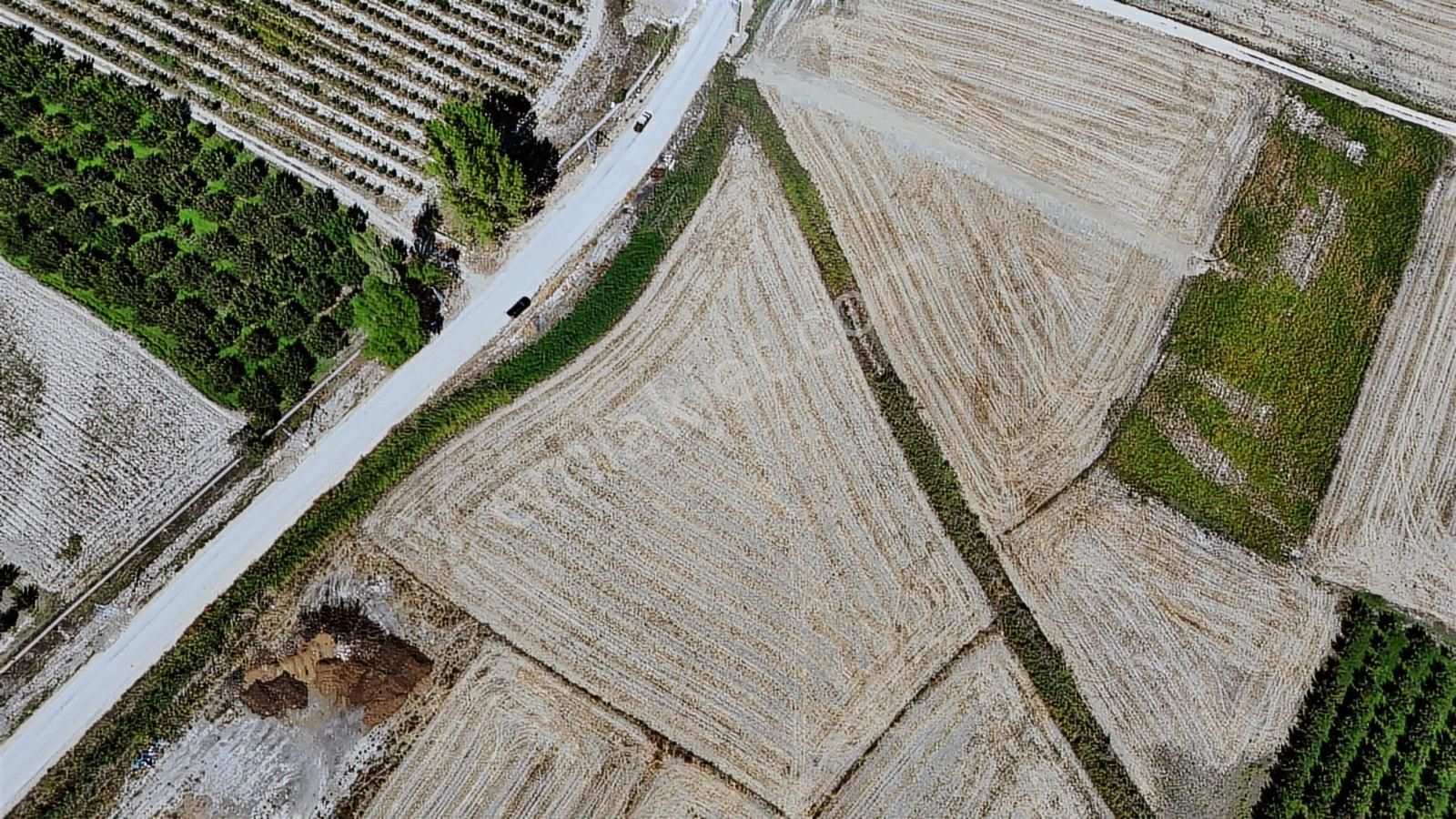 07 Truva Emlaktan Elmalı Mursel Köyünde Satılık Tarla - Görsel 17