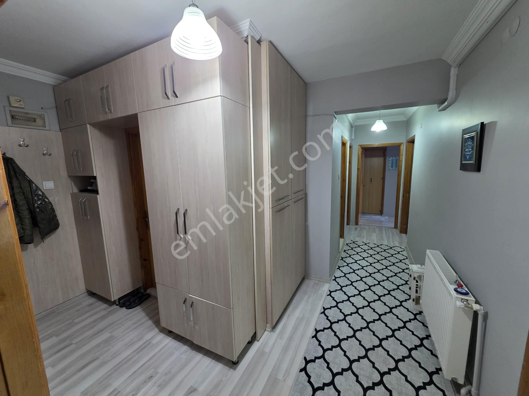 Yetkisi Irmaksudan Altınkumda Asansörlü Garajlı 3+1 Masrafsız Daire - Görsel 8