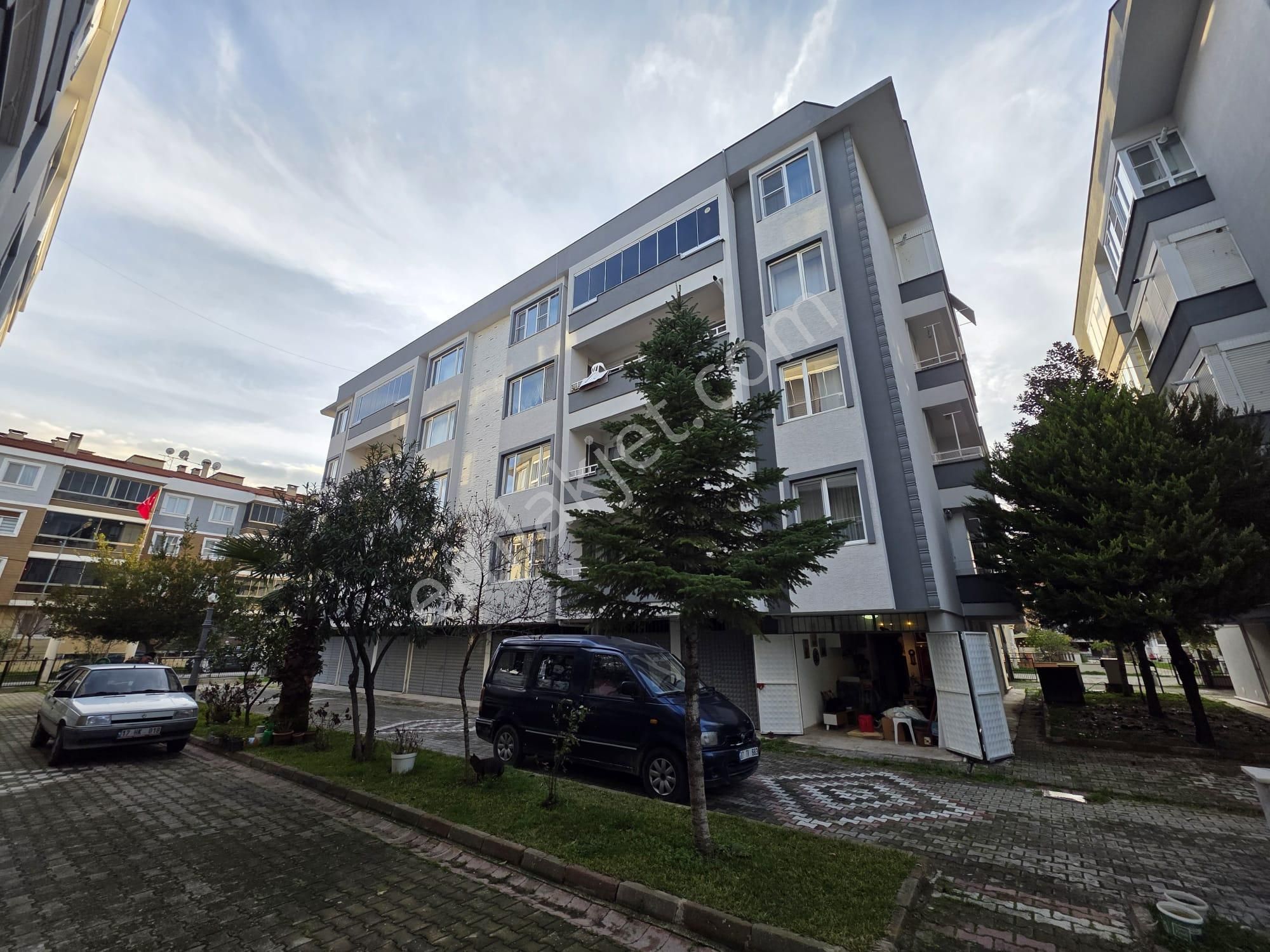 Yetkisi Irmaksudan Altınkumda Asansörlü Garajlı 3+1 Masrafsız Daire
